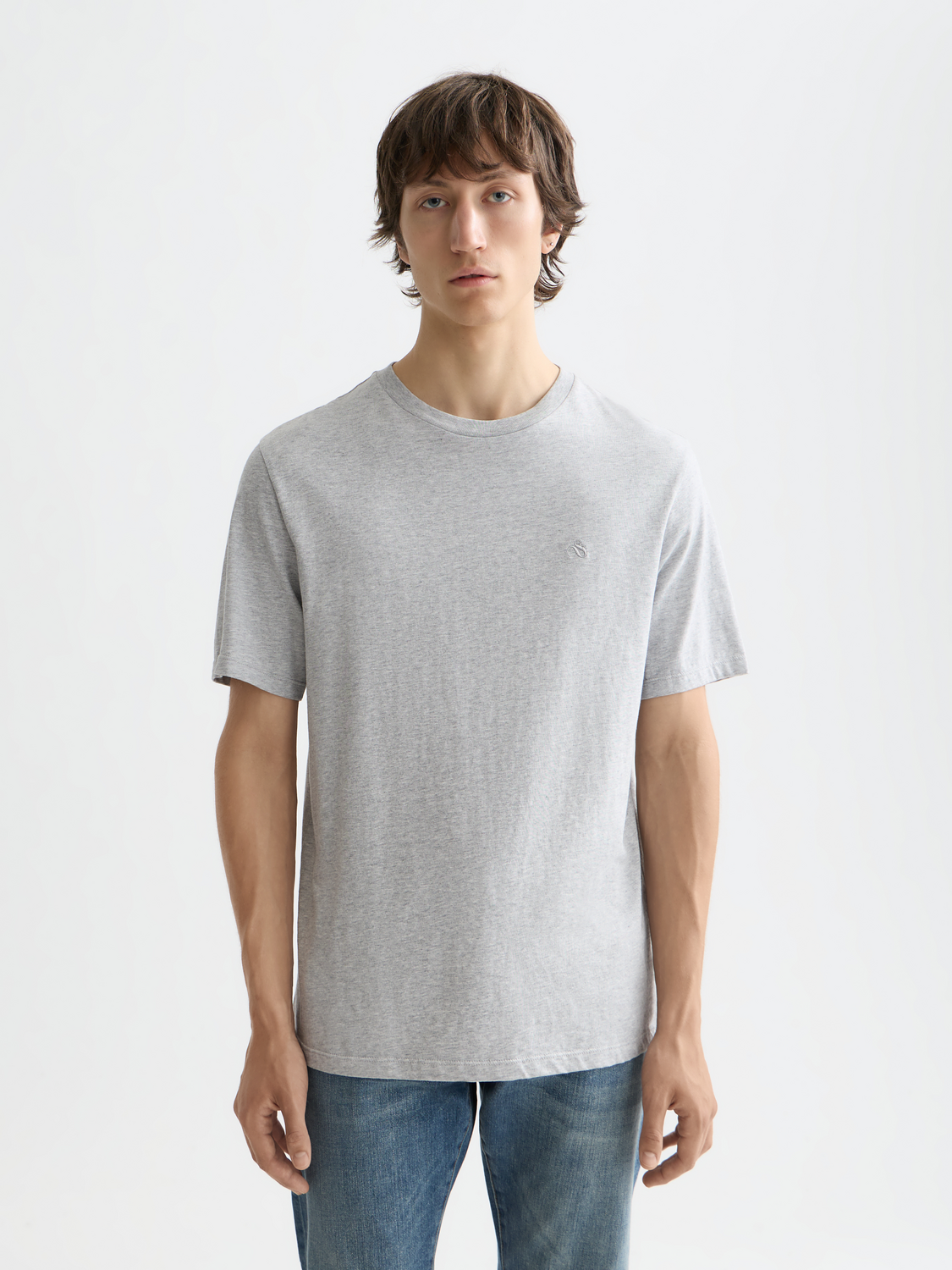 Short sleeve Scotch & Soda logo t-shirt with a graphic design on the front, casual fit, in a vibrant color.