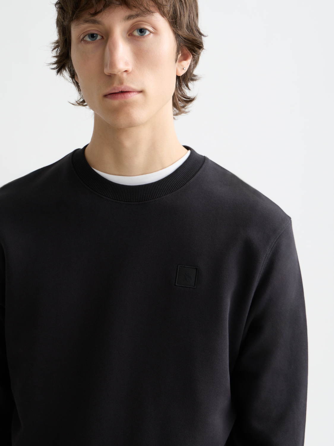 Logo sweatshirt from Scotch & Soda, casual sweatshirt with a prominent brand logo on the front, in soft fabric and relaxed fit.