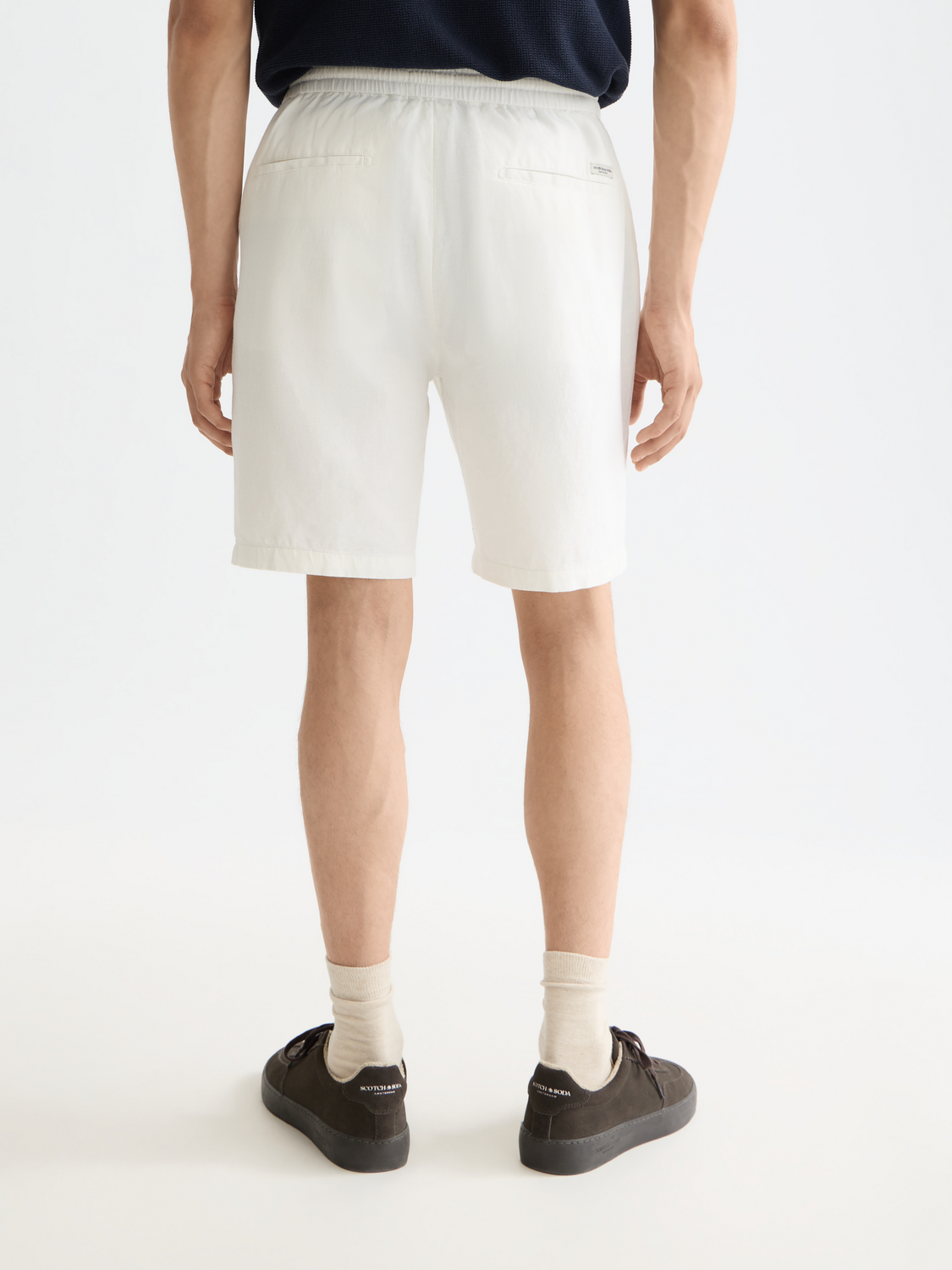 Fave cotton-linen shorts - Scotch & Soda NZ
