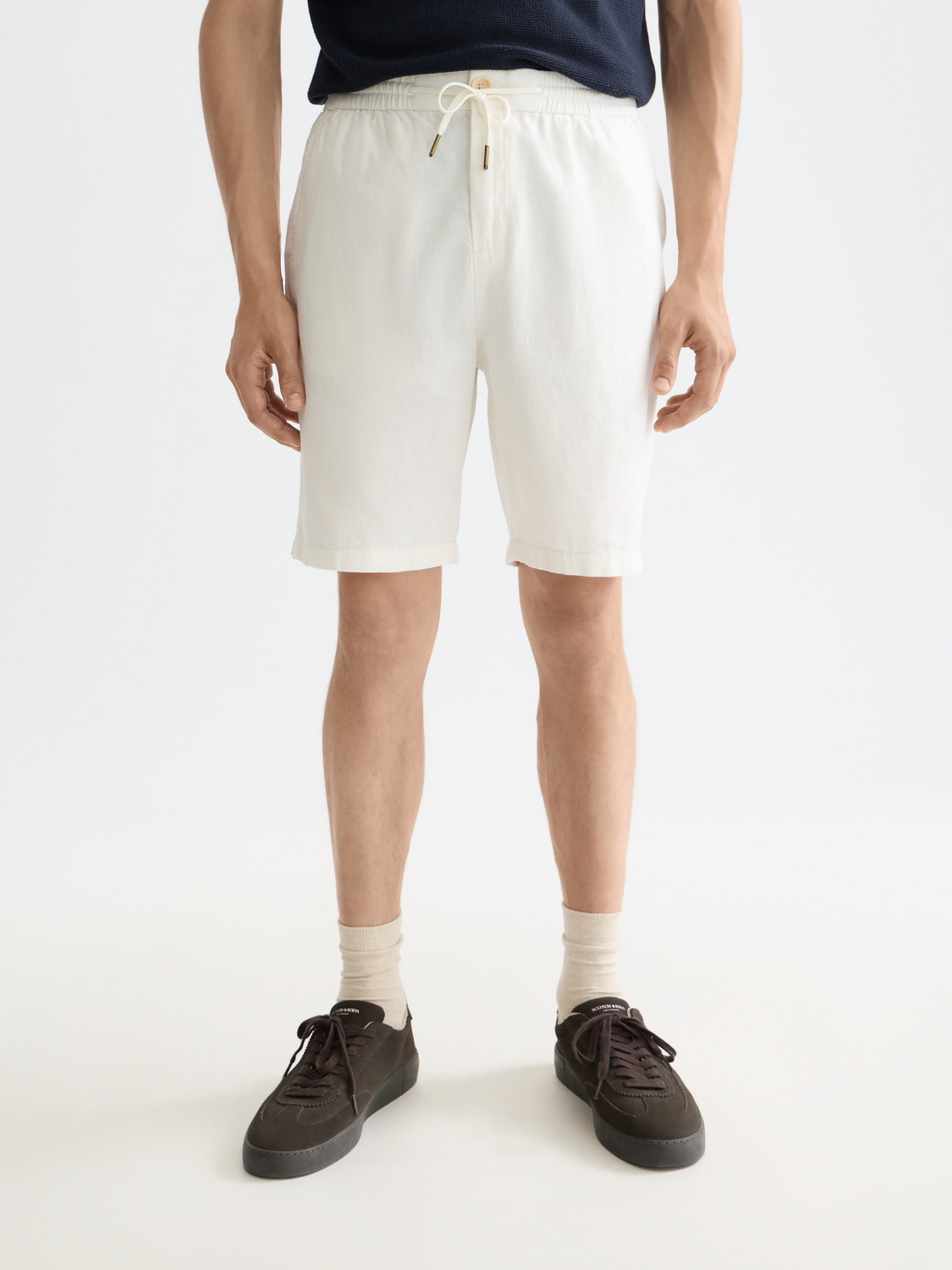 Fave cotton-linen shorts - Scotch & Soda NZ