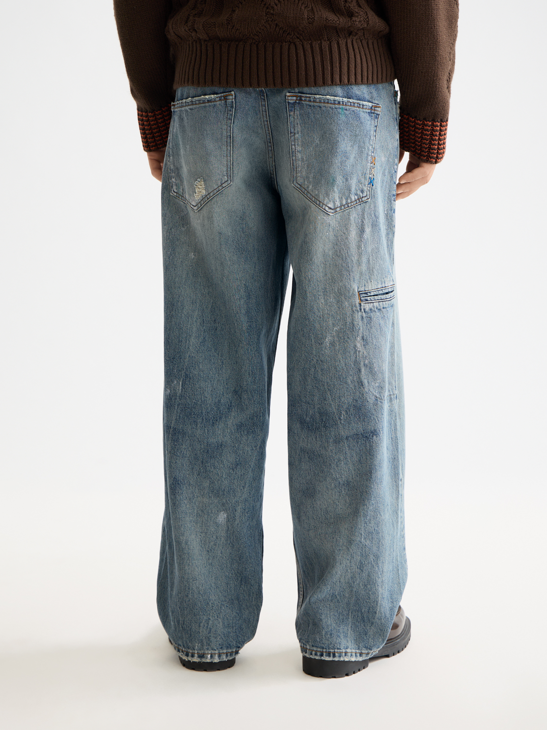 Back view of Scotch & Soda Daze loose-fit denim jeans with a relaxed fit and classic blue wash.