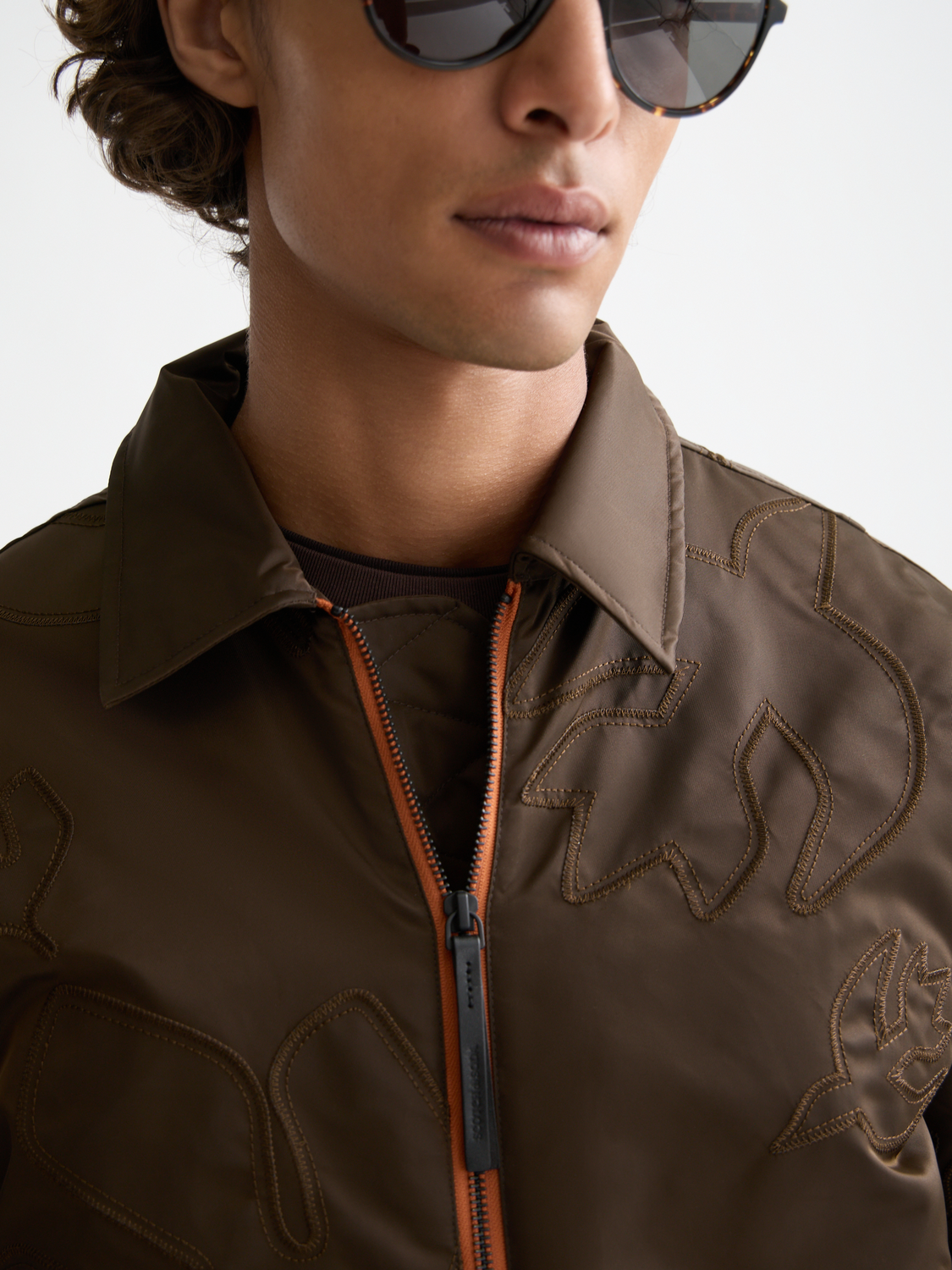 Scotch & Soda aviator bomber jacket featuring a classic design with leather details and a warm, stylish fit.