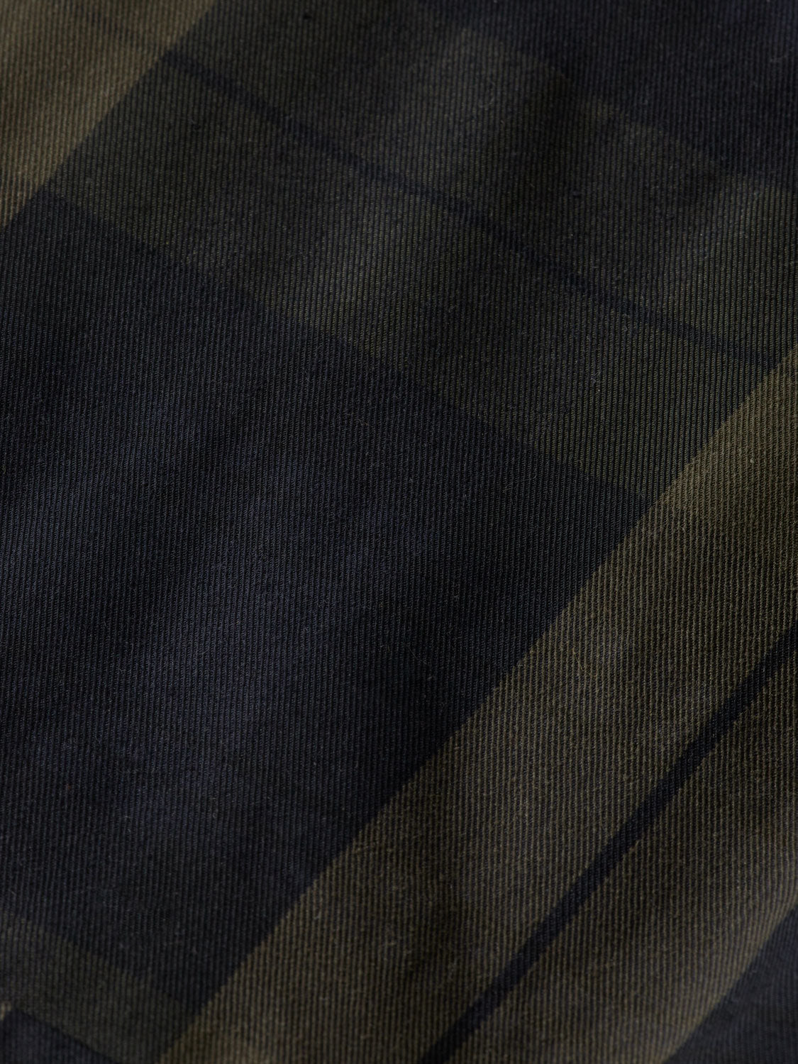 SCOTCH & SODA wax cotton jacket with a classic design, featuring a durable, water-resistant exterior and stylish detailing.