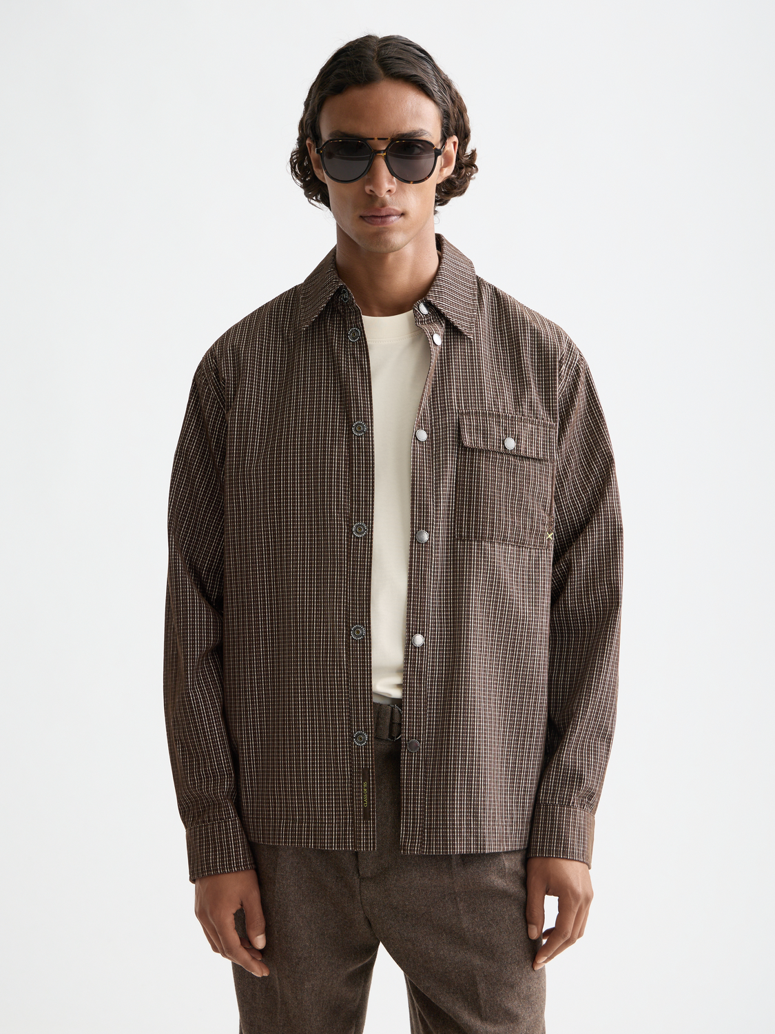 Long-sleeve Scotch & Soda structured shirt with a classic collar and button front, showcasing a stylish, tailored fit.