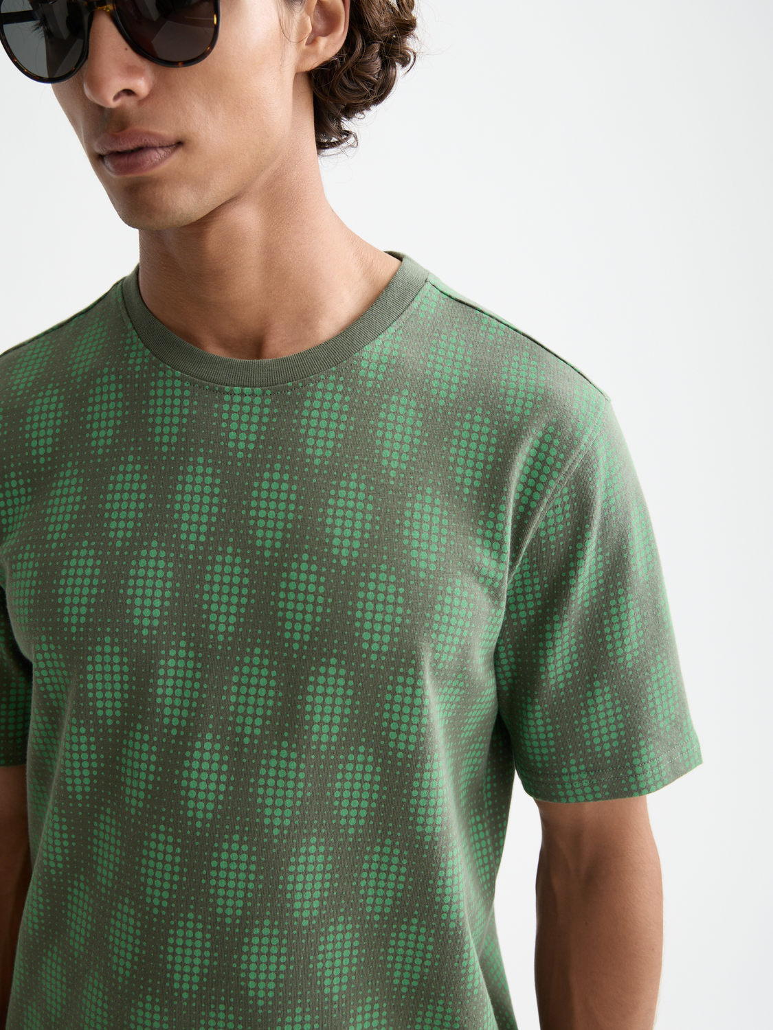 Printed SCOTCH & SODA short sleeve T-shirt with colorful graphic design, casual style, and crew neckline.
