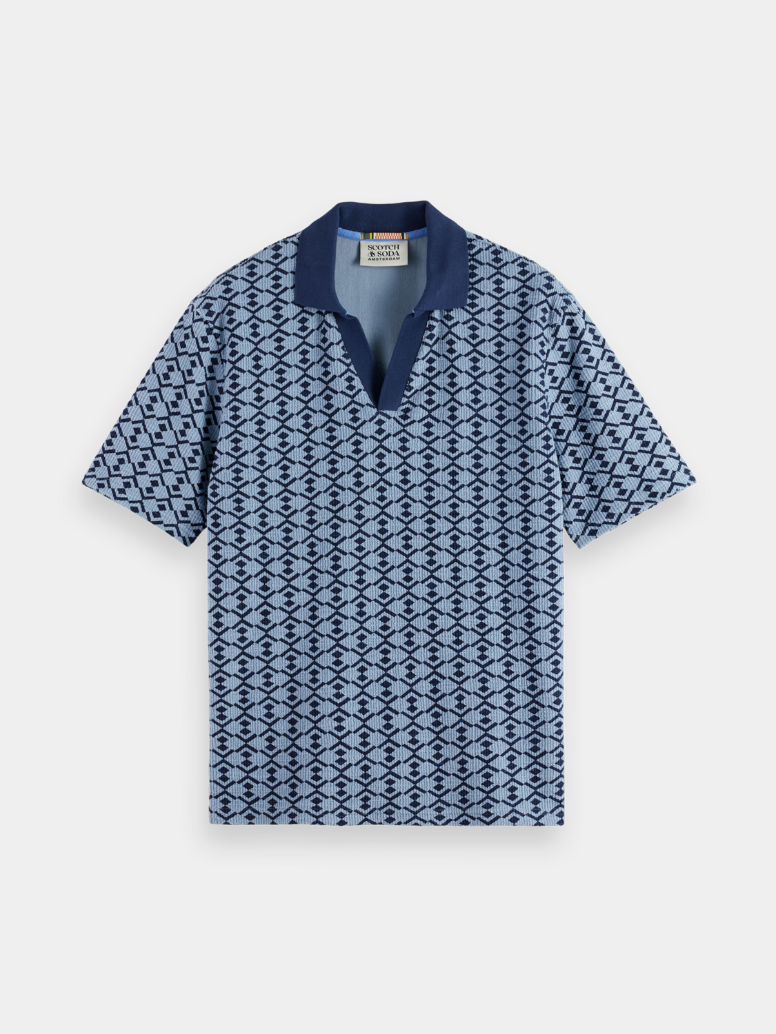 SCOTCH & SODA towelling polo shirt with a classic collar and short sleeves, made from soft, absorbent terry fabric.