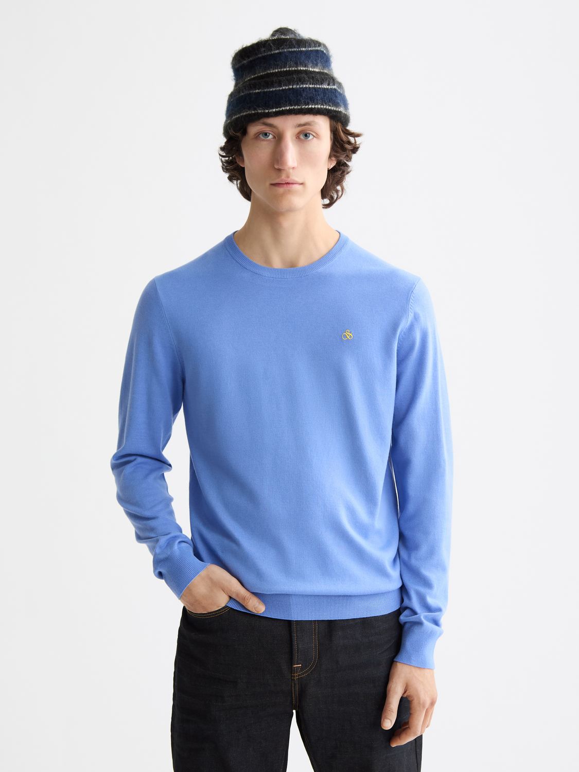 Scotch & Soda Ecovero-blend pullover knitwear in a vibrant color, featuring a cozy crew neck and textured knit pattern.