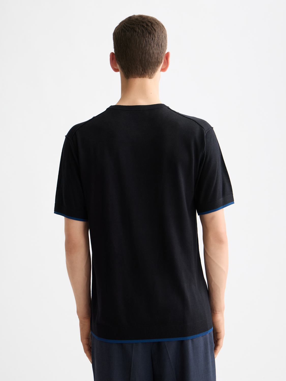Scotch & Soda knitted T-shirt in soft, textured knitwear with a classic crew neckline and subtle branding detail.