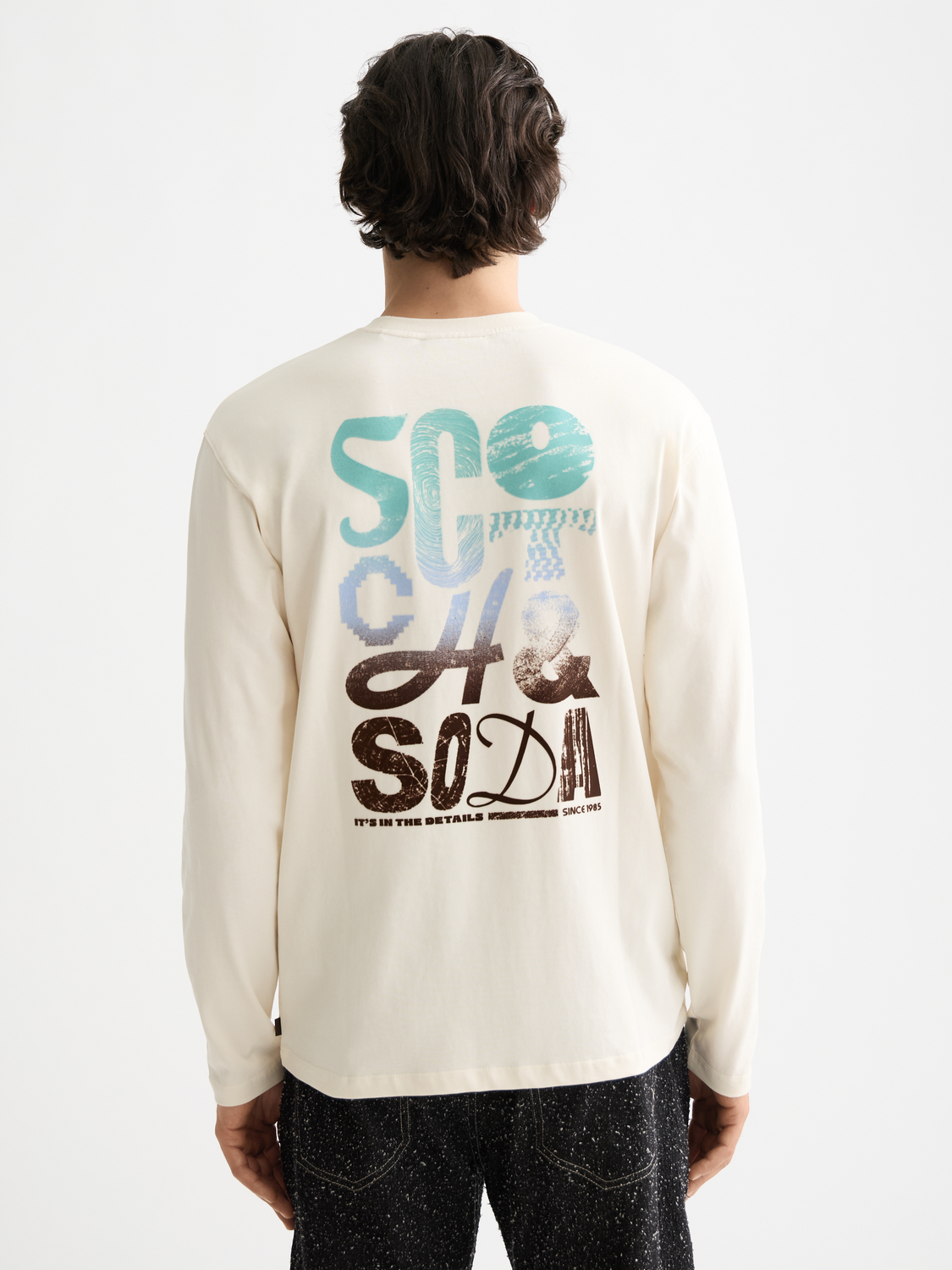 Long-sleeved Scotch & Soda artwork T-shirt with colorful graphic design on front and back, casual fit for everyday wear.