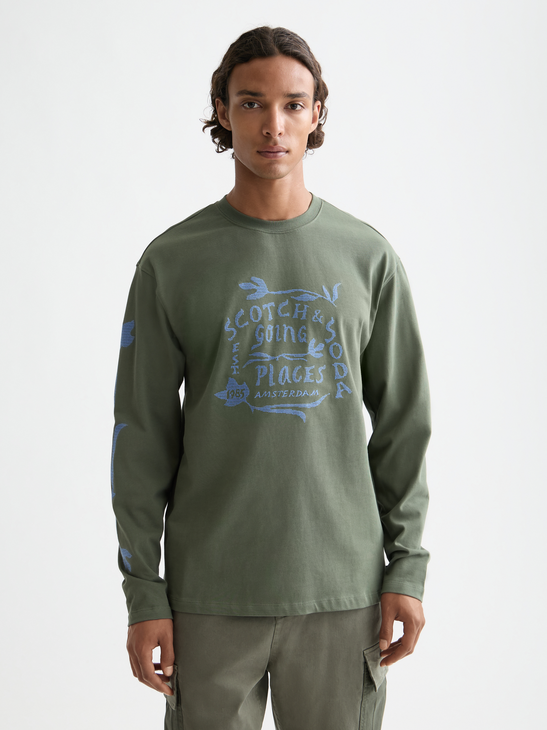 Long-sleeved Scotch & Soda artwork t-shirt featuring a colorful graphic design on the front.