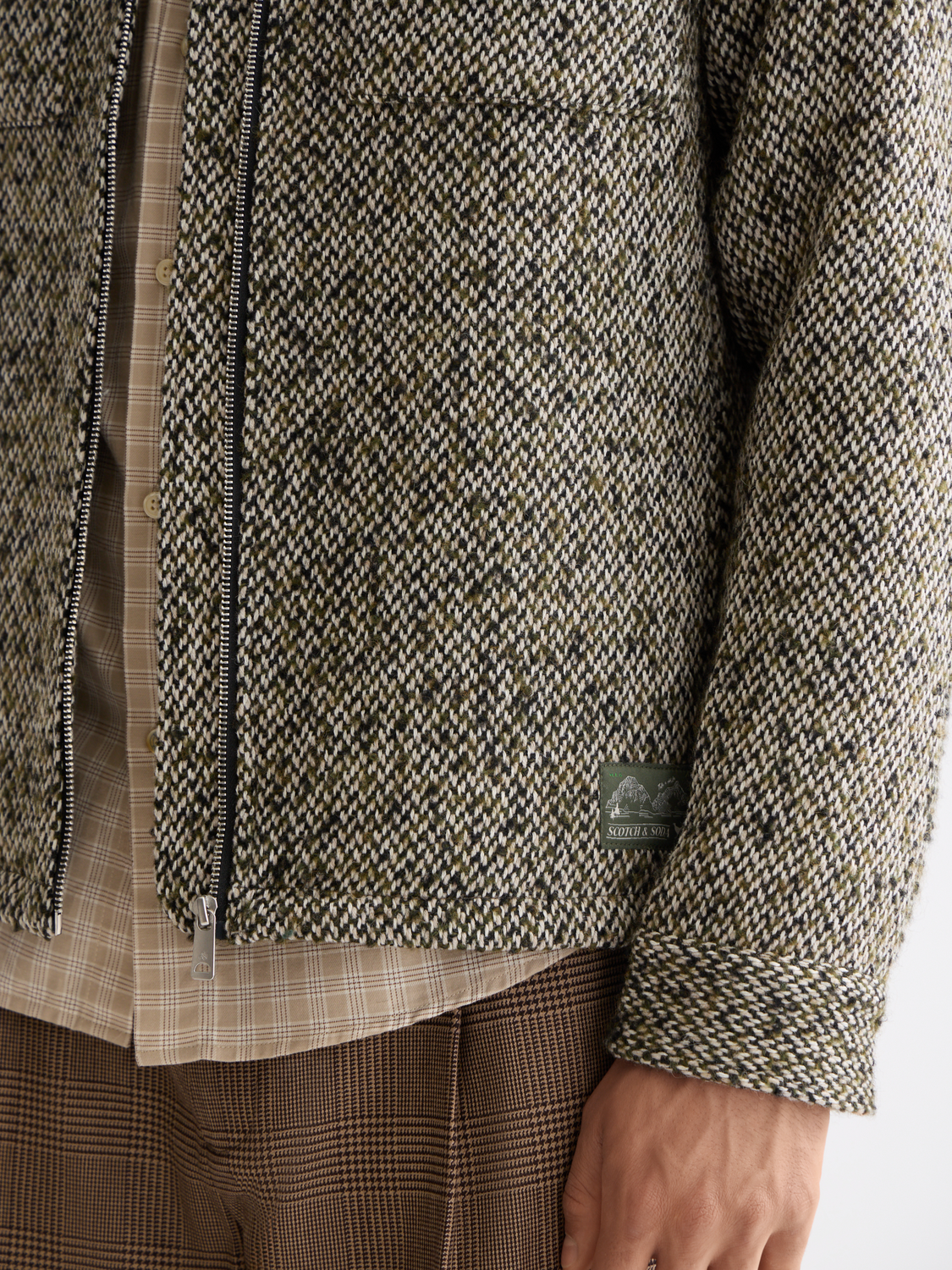 SCOTCH & SODA tweed jacket with classic check pattern, tailored fit, and stylish lapel, ideal for smart casual wear.