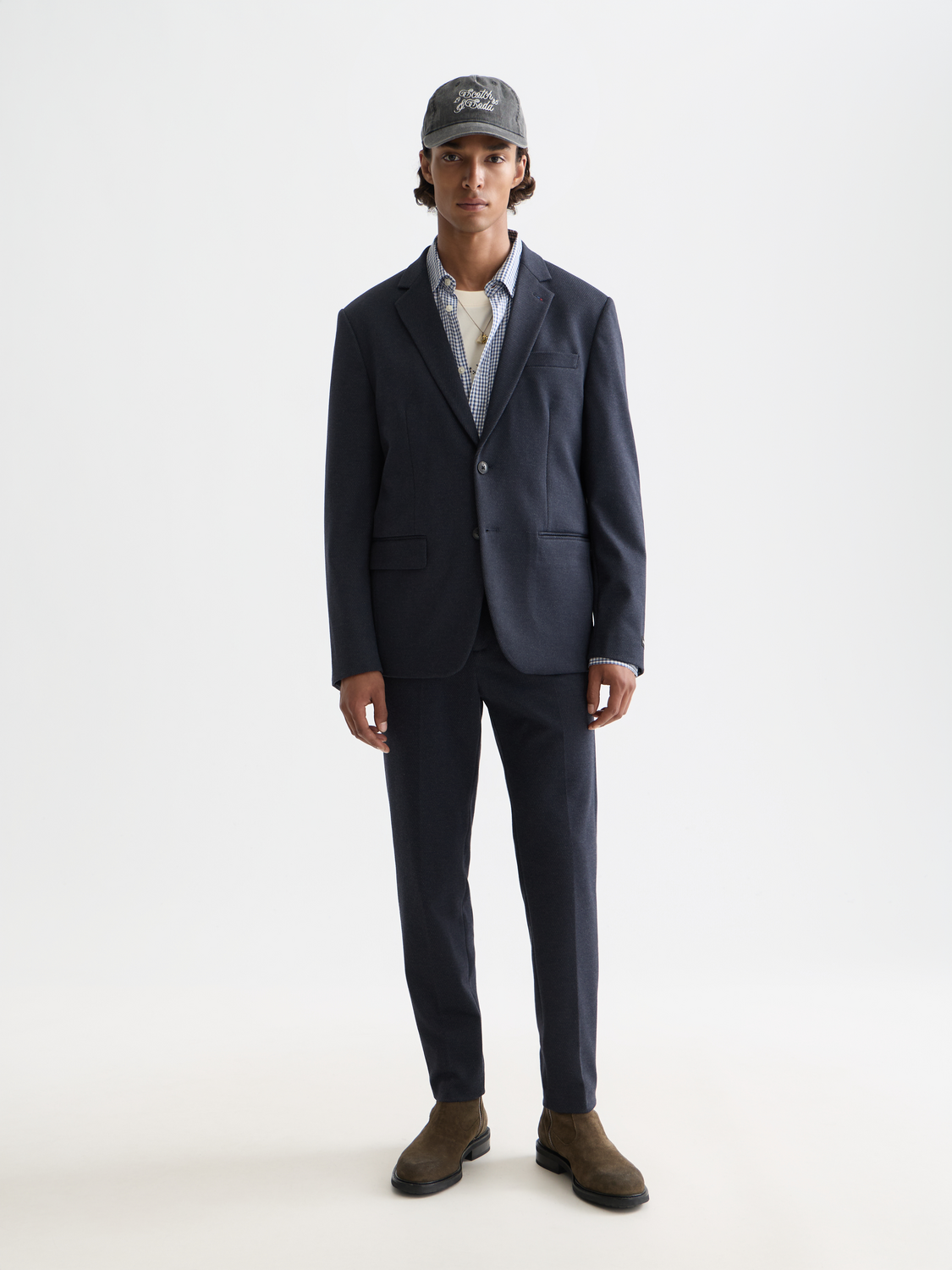 SCOTCH & SODA Finch tapered-fit pants in dark fabric with a tailored design and classic style.