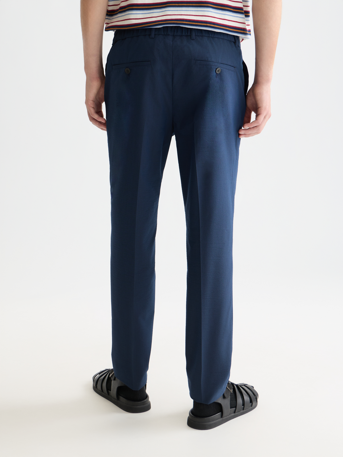 SCOTCH & SODA Warren seersucker joggers, navy blue tailored pants with a relaxed fit and back pockets, front drawstring waist.