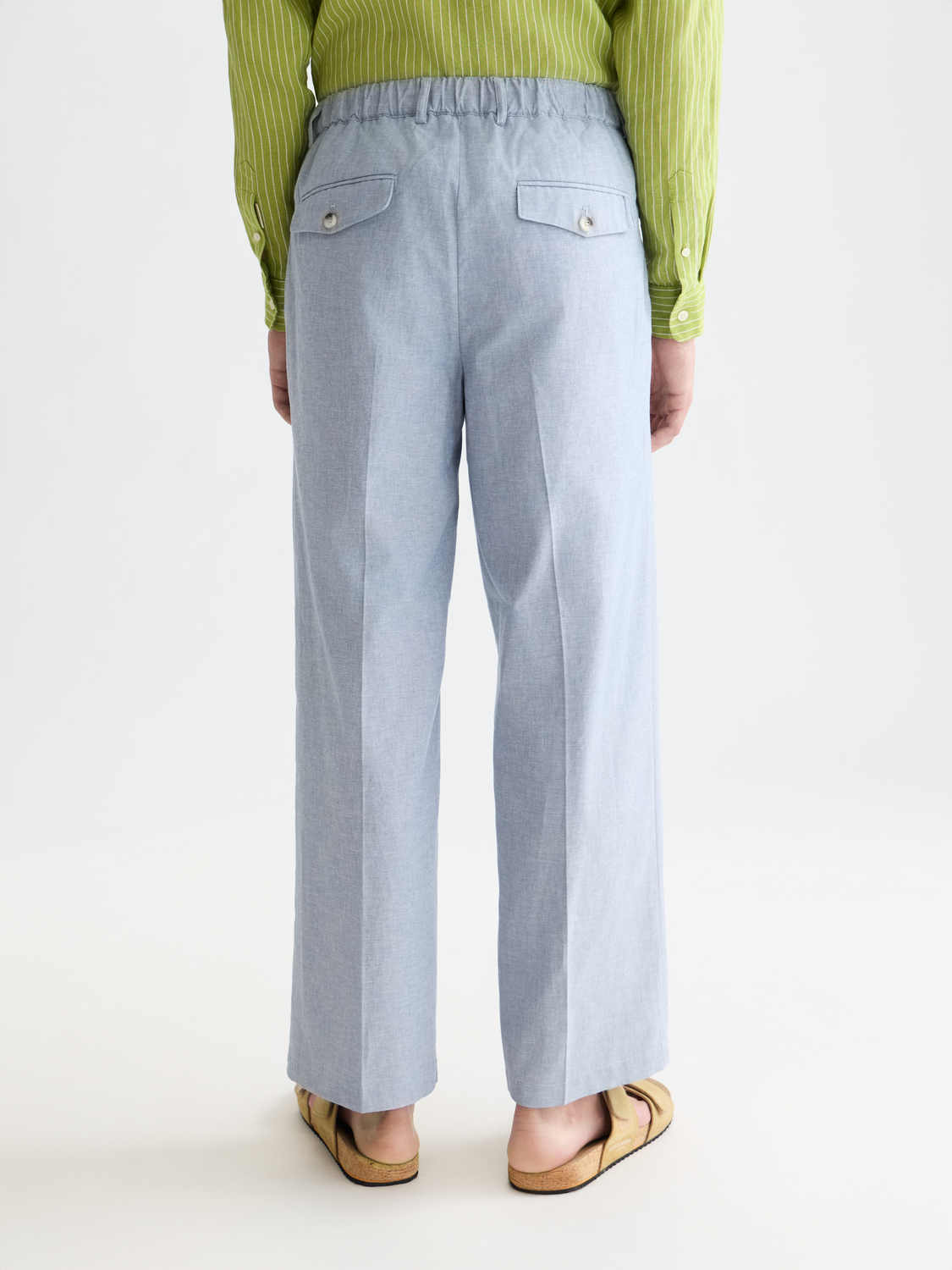 Scotch & Soda Otis straight-fit jogger pants in dark gray, back view showing relaxed fit and tapered leg design.