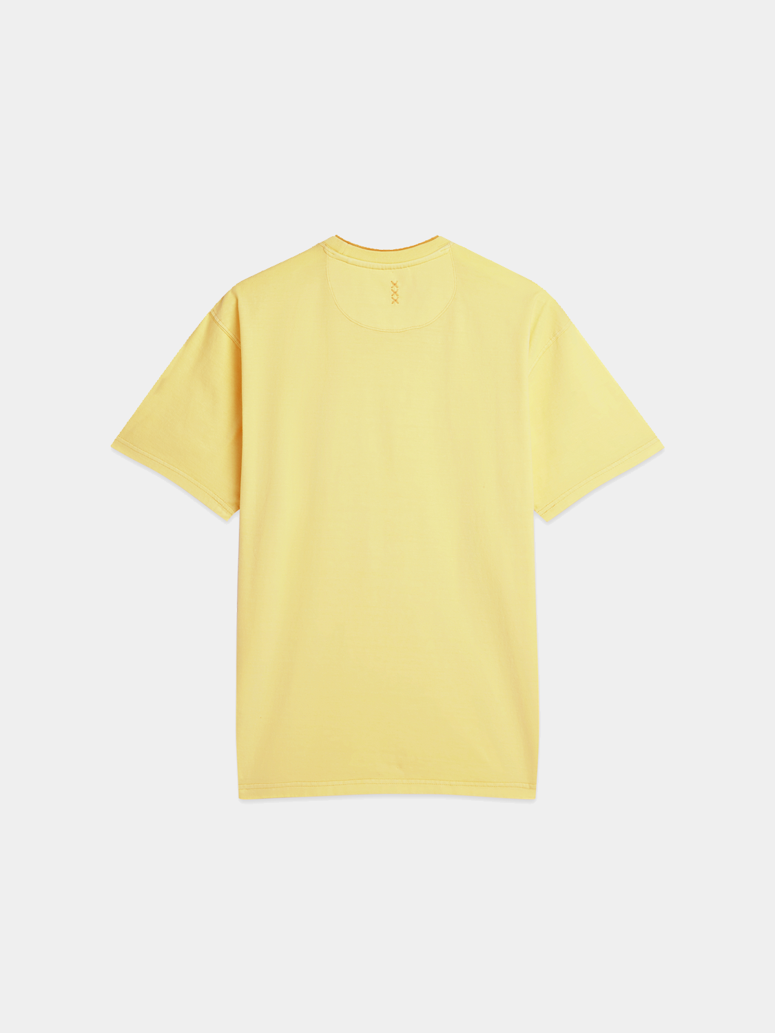 Scarlet garment-dyed Scotch & Soda short-sleeve T-shirt with a relaxed fit, displayed on a plain background.