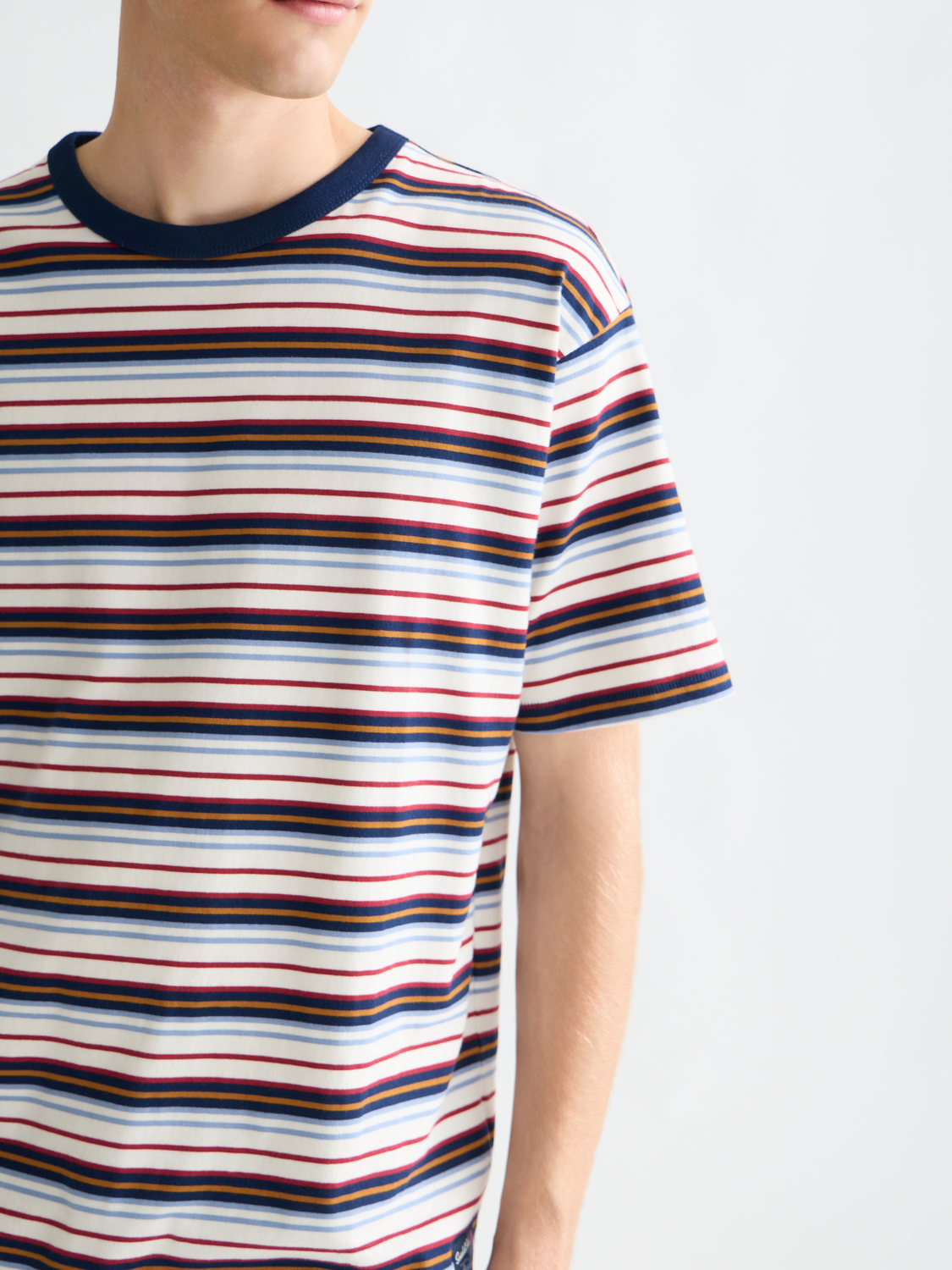 Yarn-dyed Scotch & Soda short-sleeve t-shirt with a casual fit and detailed fabric pattern.