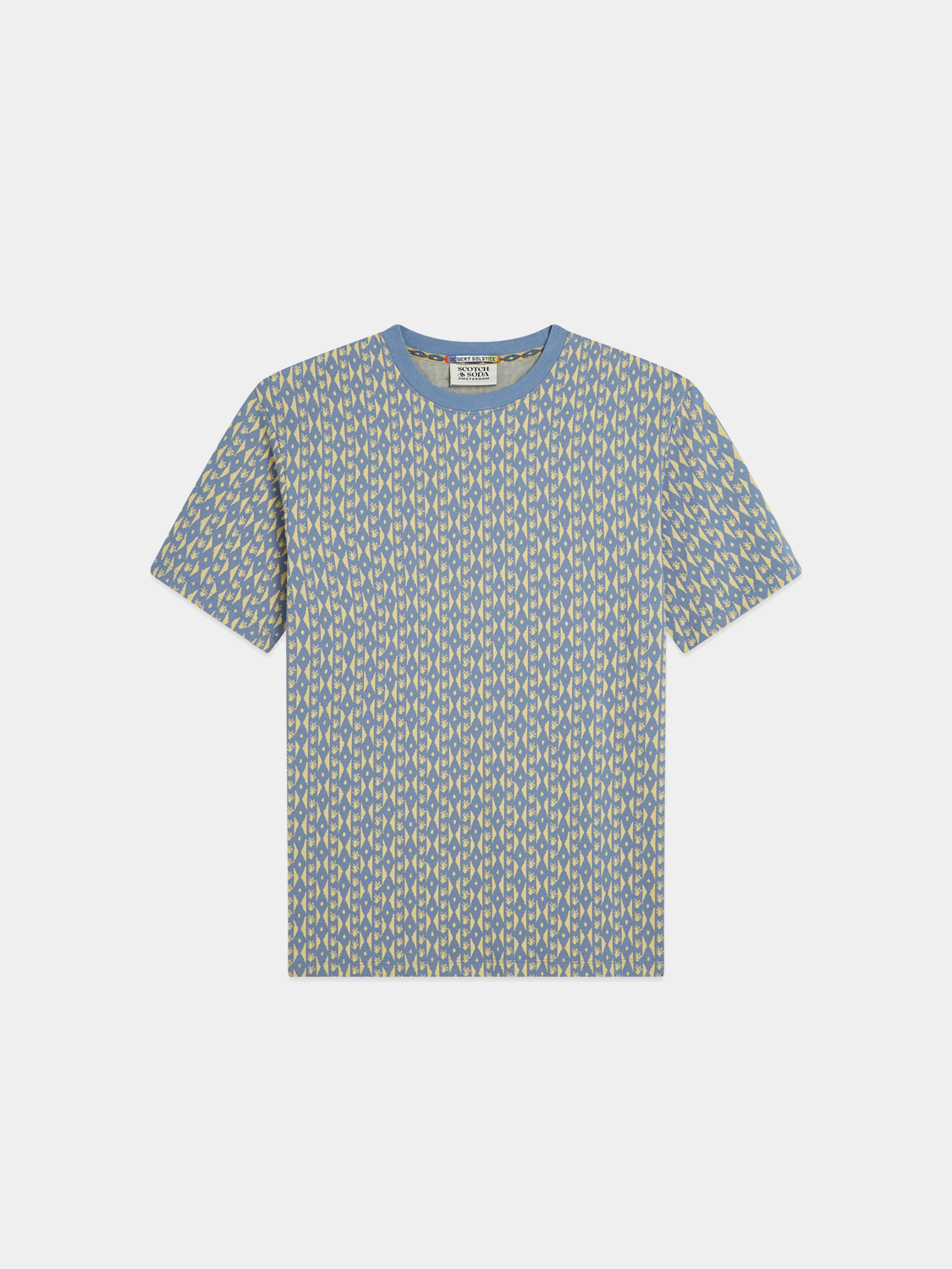 Scotch & Soda short sleeve jacquard T-shirt with intricate woven pattern, casual men's summer tee in neutral tones.