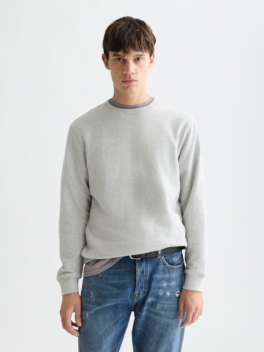Scotch & Soda Melange sweatshirt featuring a cozy, textured fabric in a relaxed fit with a crew neckline and stylish design.