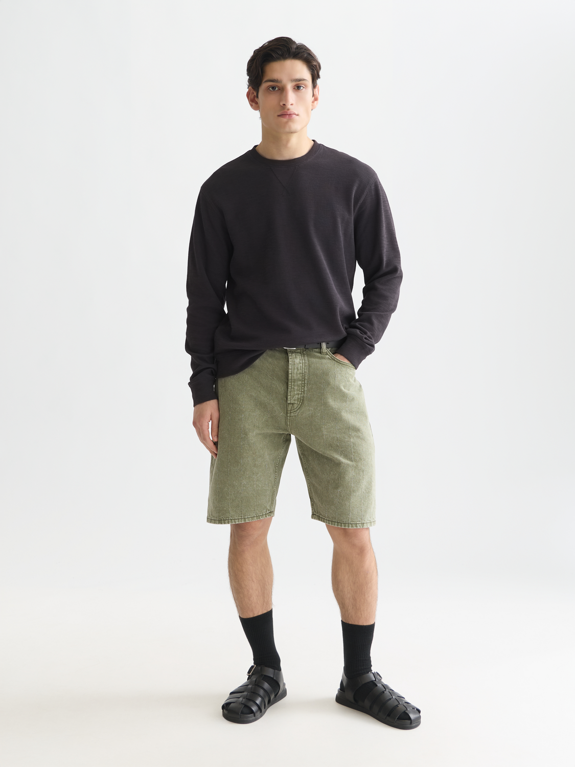Garment-dyed sweatshirt from Scotch & Soda, soft and casual sweats in a relaxed fit, shown in front view.