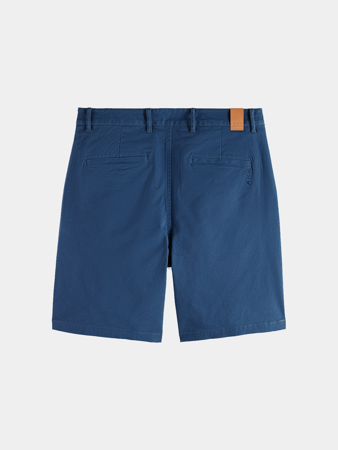 Scotch & Soda Stuart chino shorts in dark blue, men's casual shorts with front pockets and tailored fit.