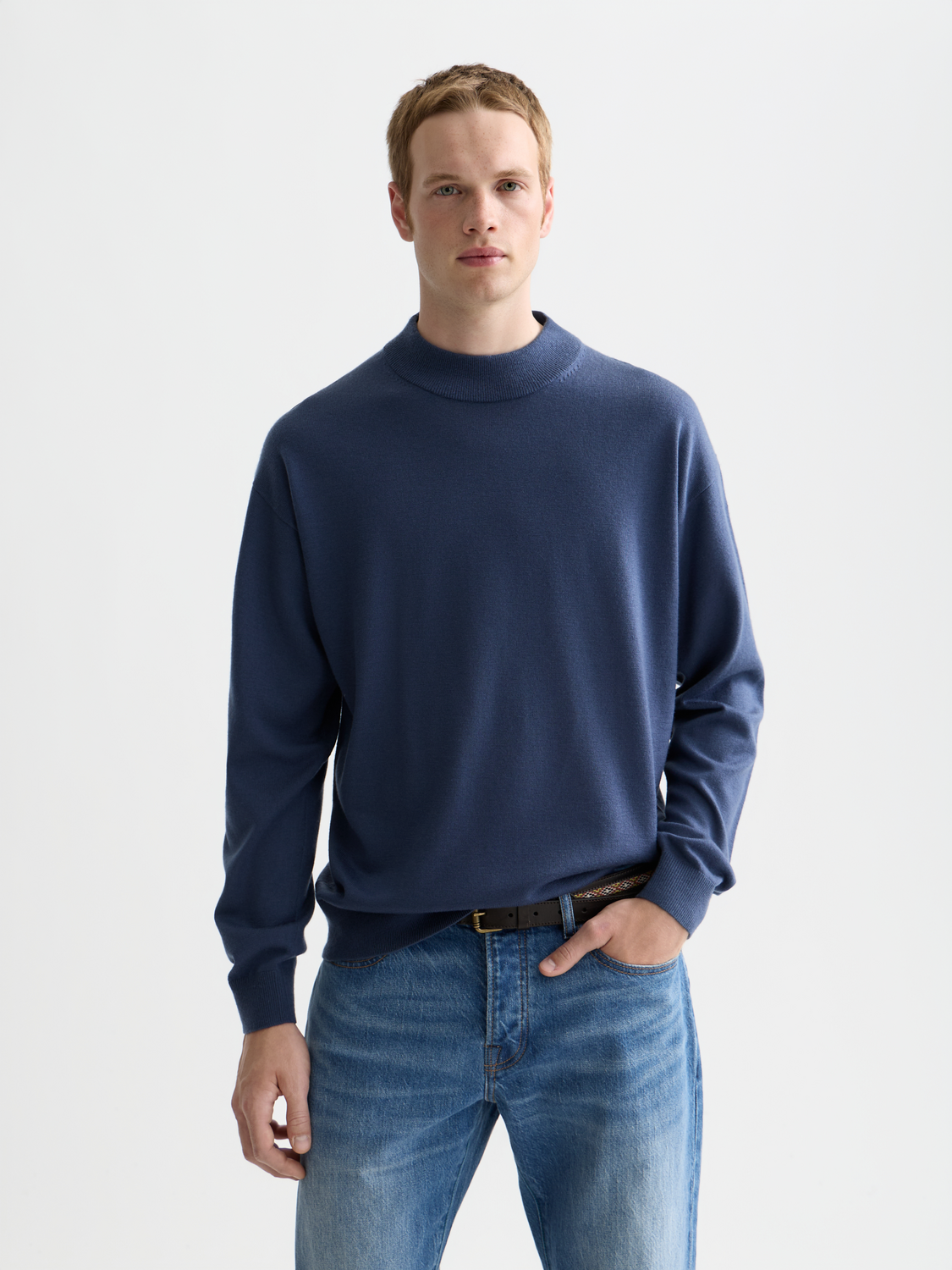 Scotch & Soda dropped shoulder knitwear with mock neck in soft fabric, featuring a relaxed fit and stylish design.