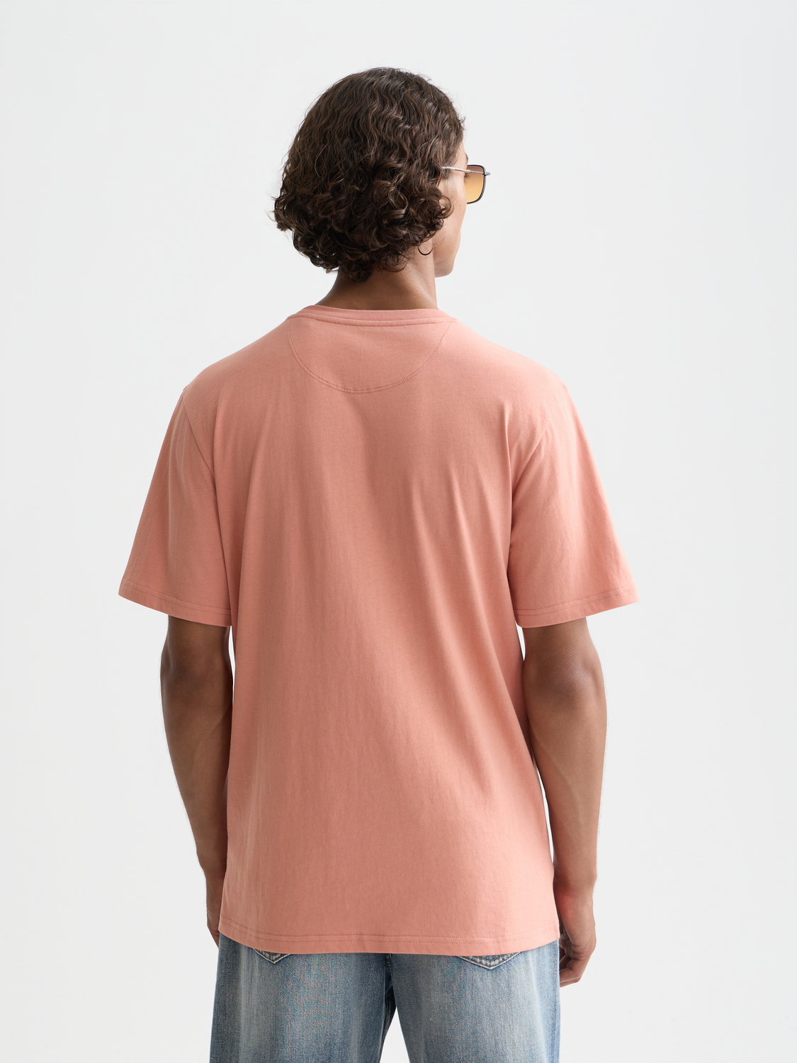 Black short-sleeve Scotch & Soda logo t-shirt with front graphic design and classic fit.