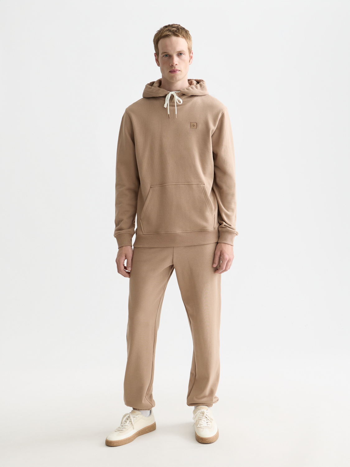 SCOTCH & SODA logo hoodie made of soft sweats fabric, featuring a front logo design and comfortable fit.