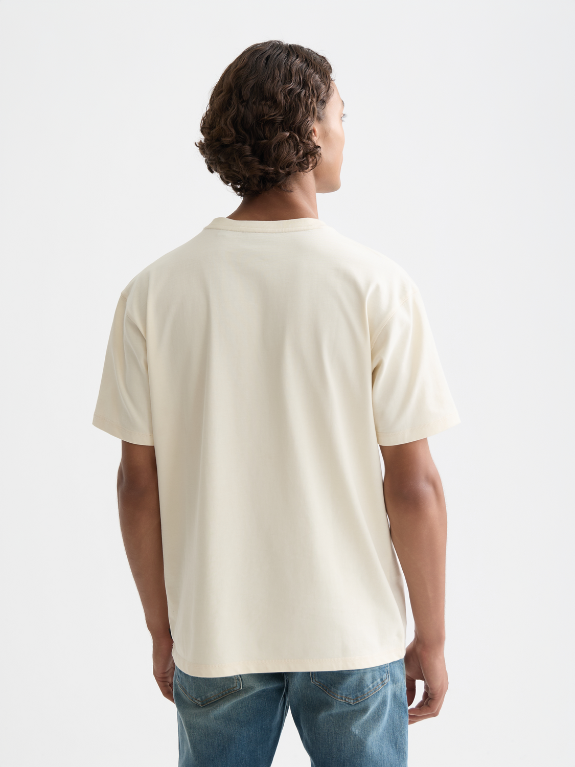 Short-sleeve Scotch & Soda artwork t-shirt with a colorful graphic design on the front.