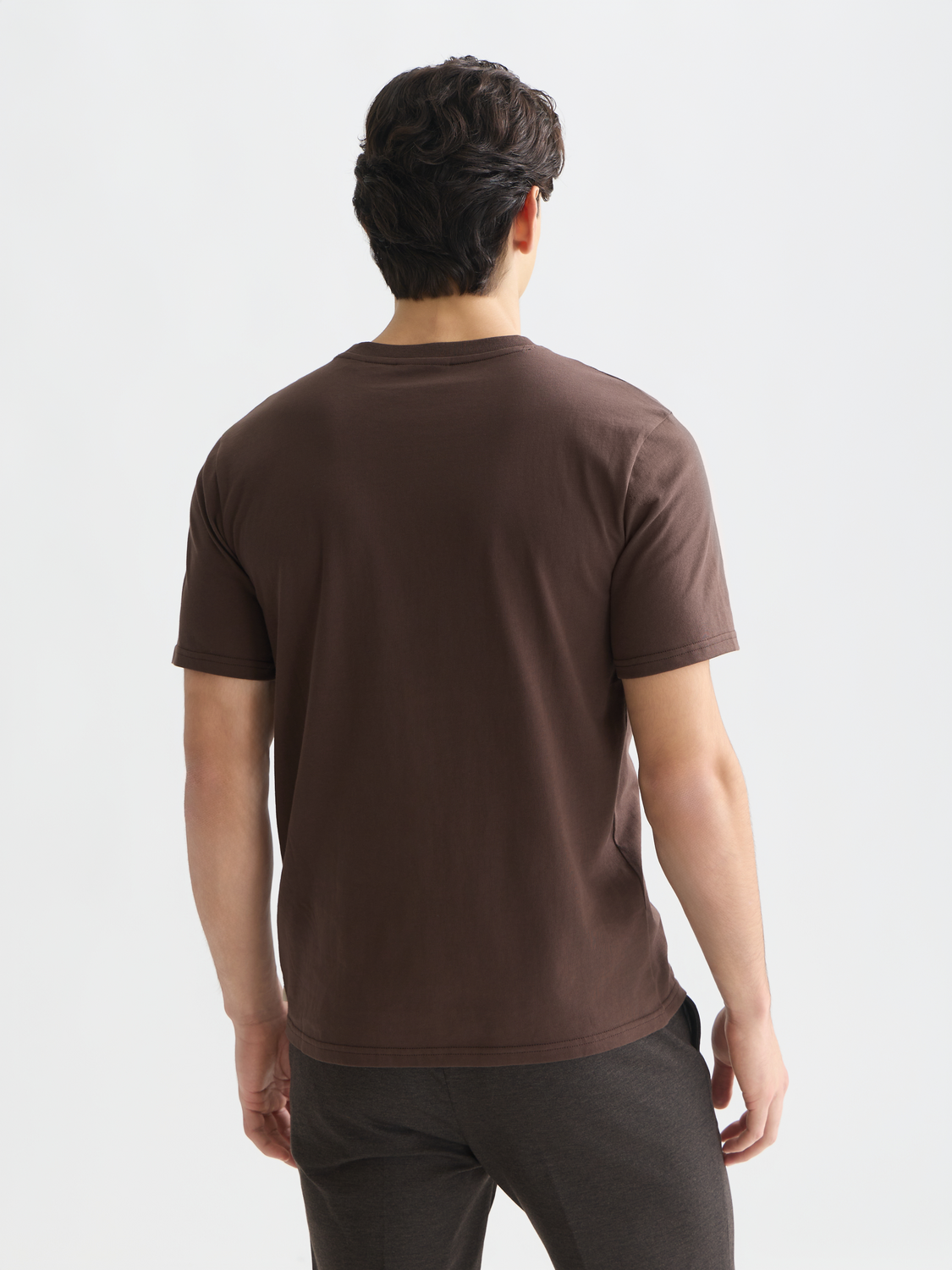 SCOTCH & SODA artwork short-sleeve T-shirt featuring graphic design on front, casual men's tee in a versatile style.