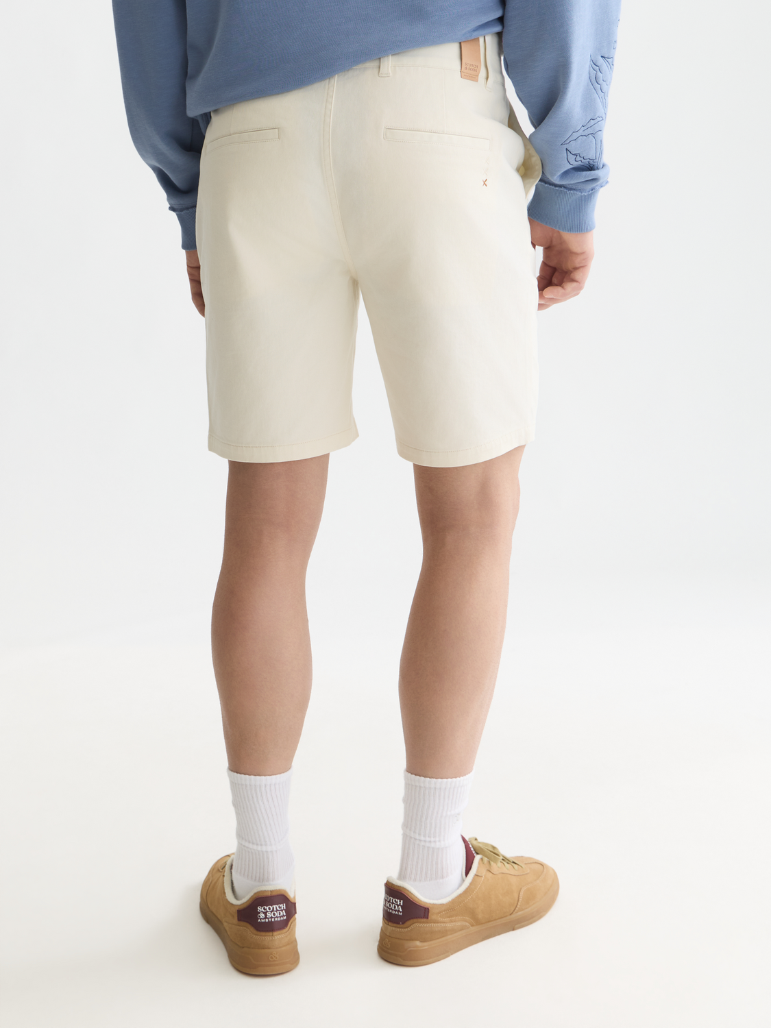 Dark blue Stuart chino shorts by Scotch & Soda with back pockets, casual fit, and tailored design.