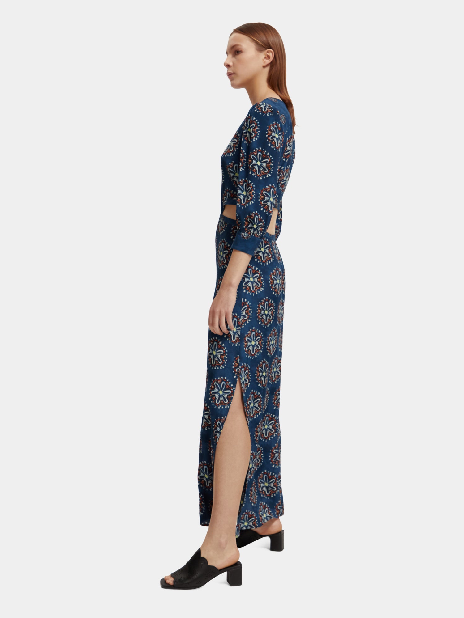 Scotch & Soda cut out maxi dress with a flowing silhouette and stylish cut-out details, perfect for summer or casual occasions.