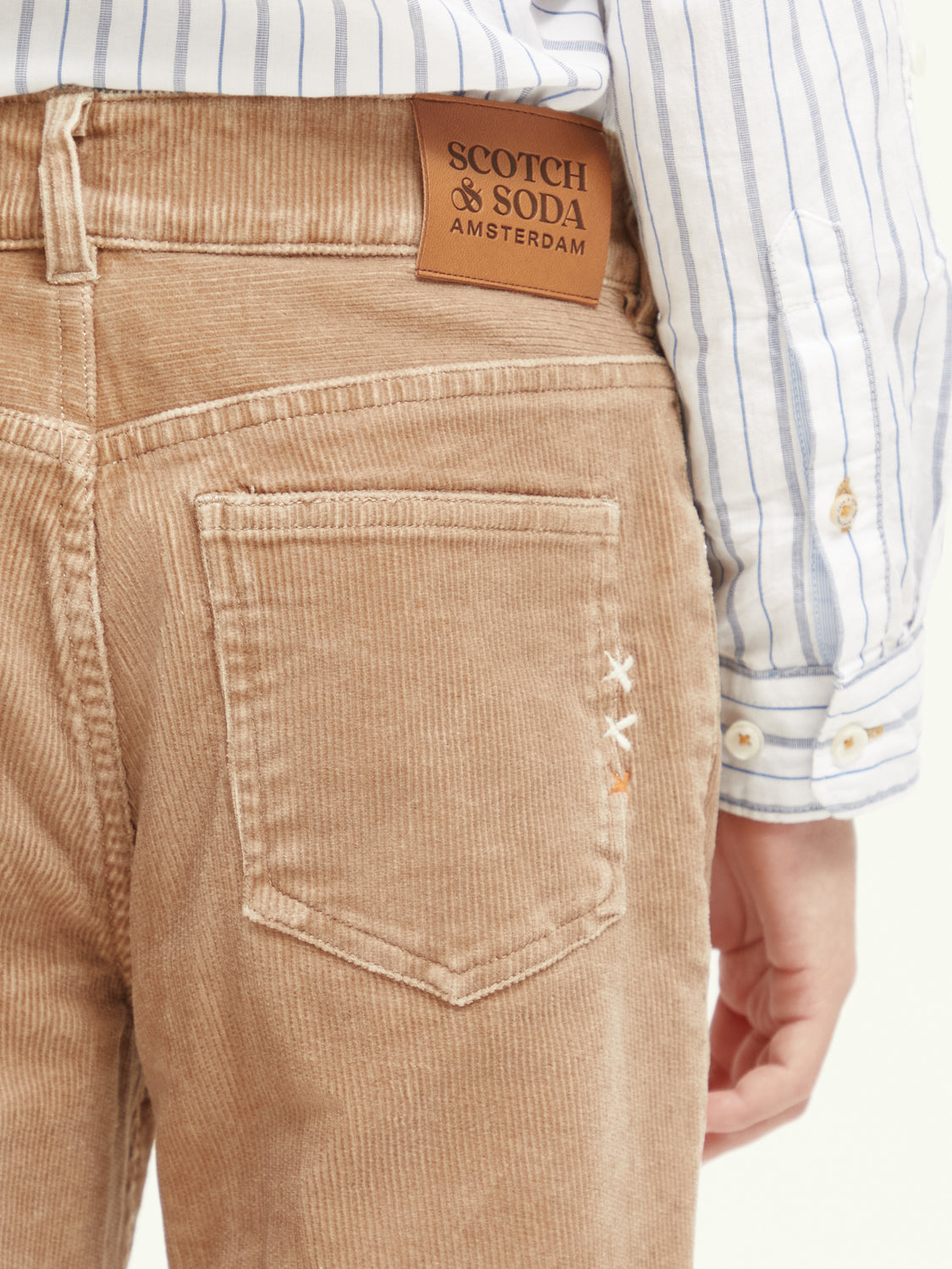 Kids - Dean loose-fit tapered jeans - Scotch & Soda NZ