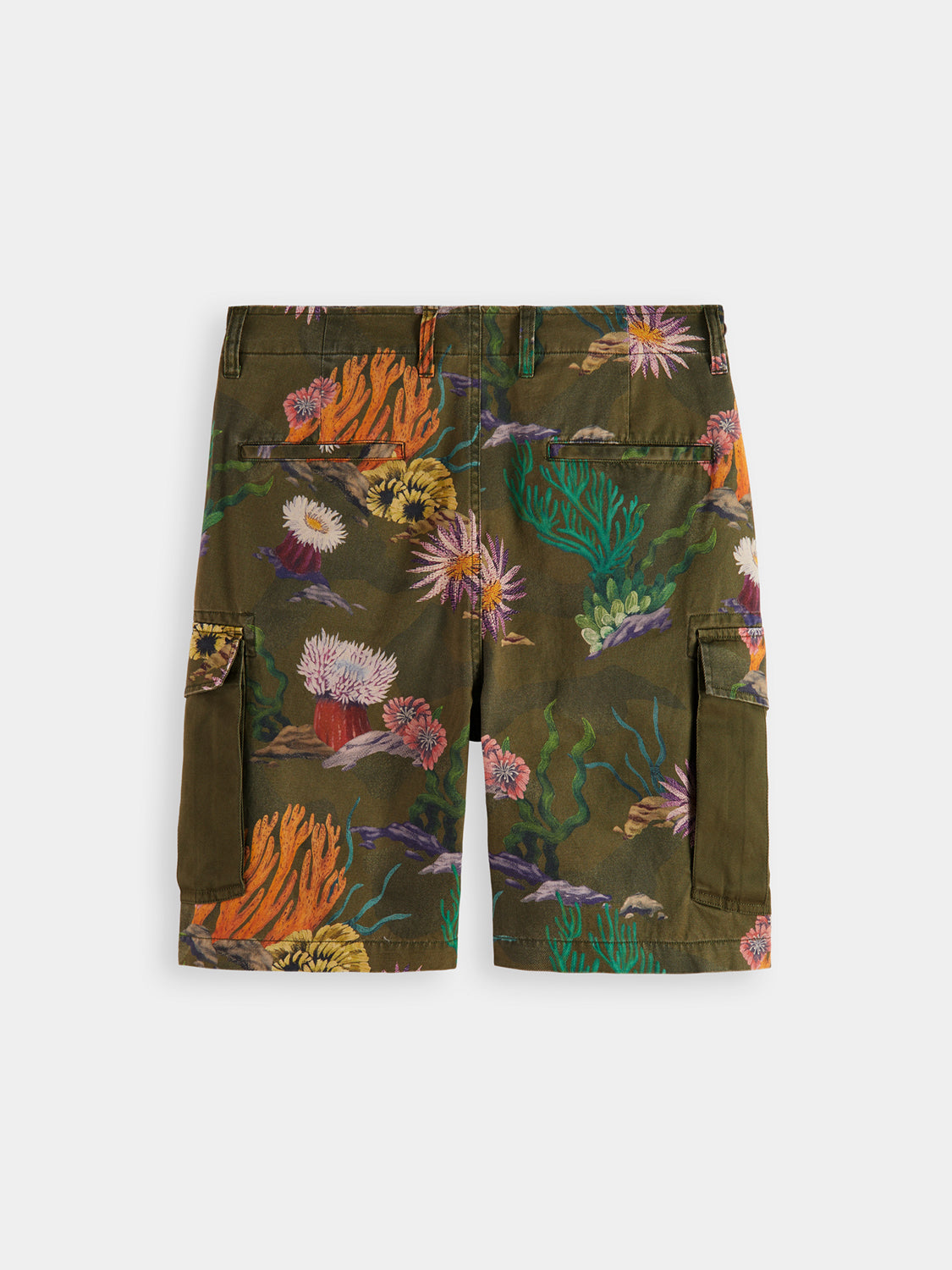 Printed cargo shorts
