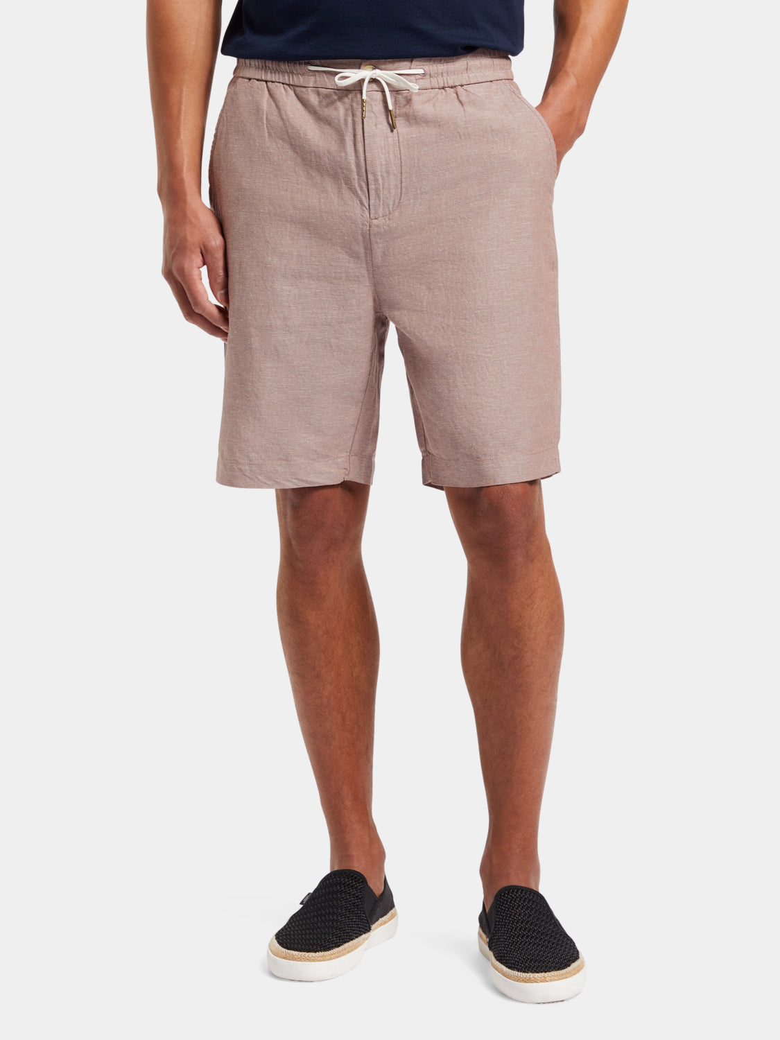 Light beige Fave cotton-linen shorts by SCOTCH & SODA with a relaxed fit and front pockets, displayed on a neutral background.