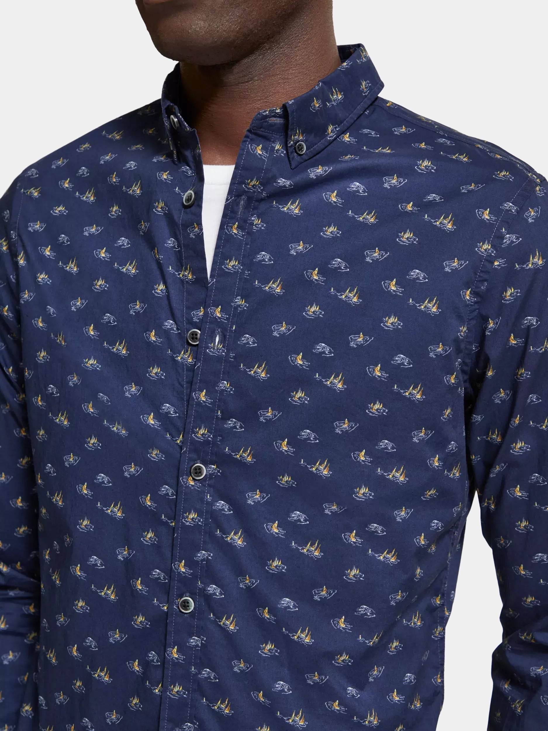 Slim fit printed shirt