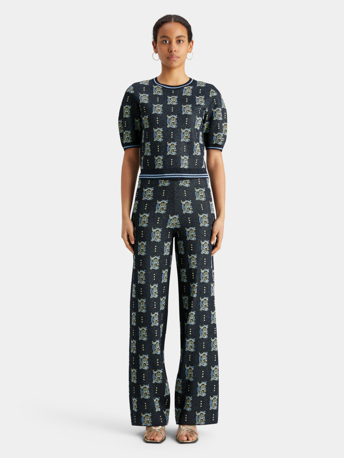 SCOTCH & SODA jacquard knit cropped top with intricate pattern, close-up view showing detailed fabric texture and design.