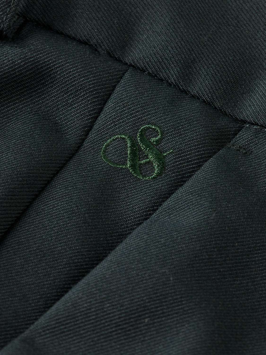 Pleated tailored chinos