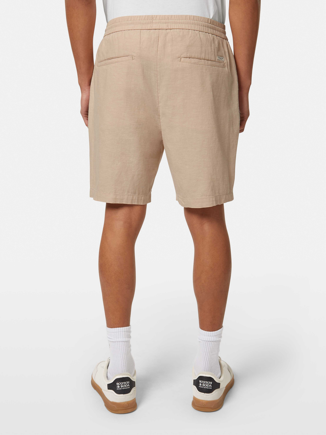 Scotch & Soda Fave cotton-linen shorts in light color, back view showing relaxed fit and casual style.