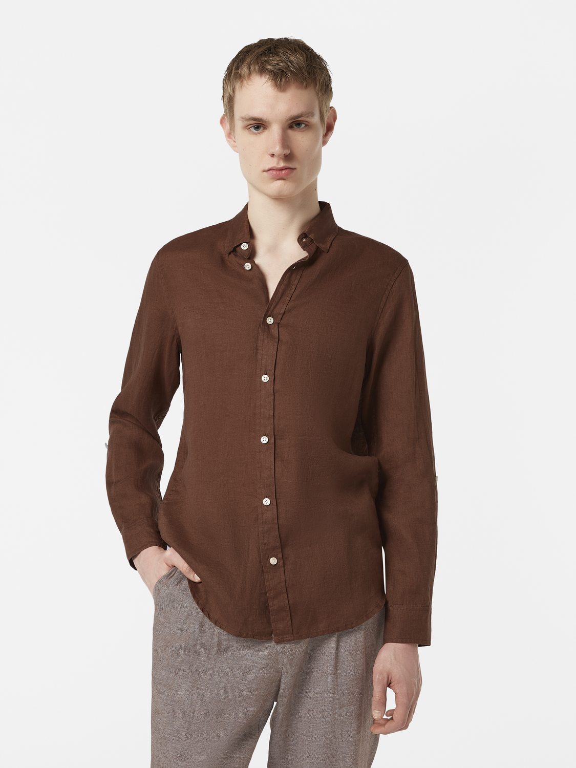 Long-sleeve Scotch & Soda linen shirt with a crinkled texture, displayed on a neutral background in the product image.