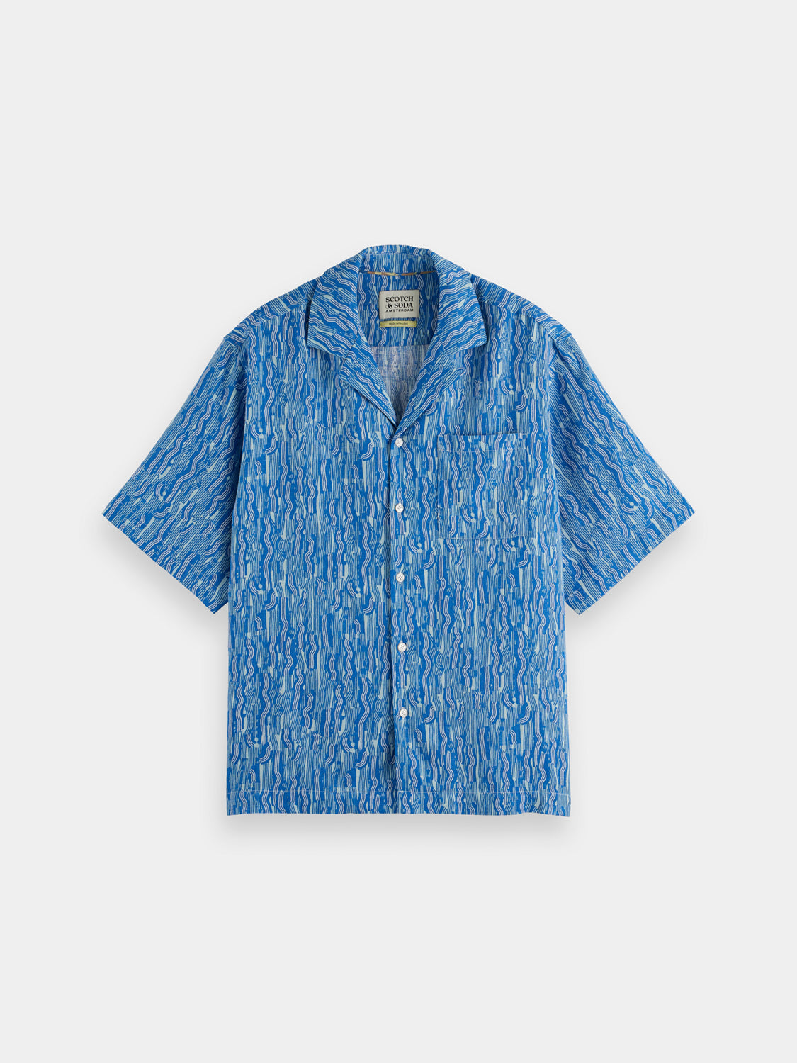 Short-sleeved printed shirt by Scotch & Soda featuring colorful floral design and lightweight fabric.