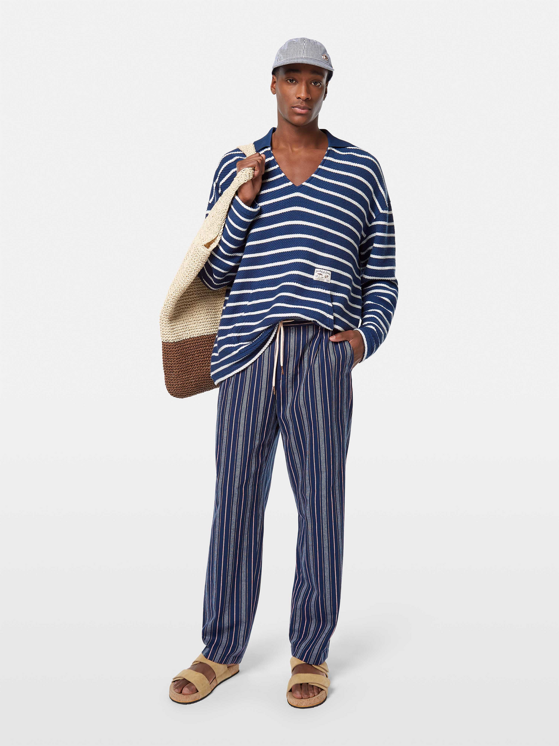 SCOTCH & SODA terry sweatshirt, soft fabric, with long sleeves and crew neckline, shown in a neutral color.