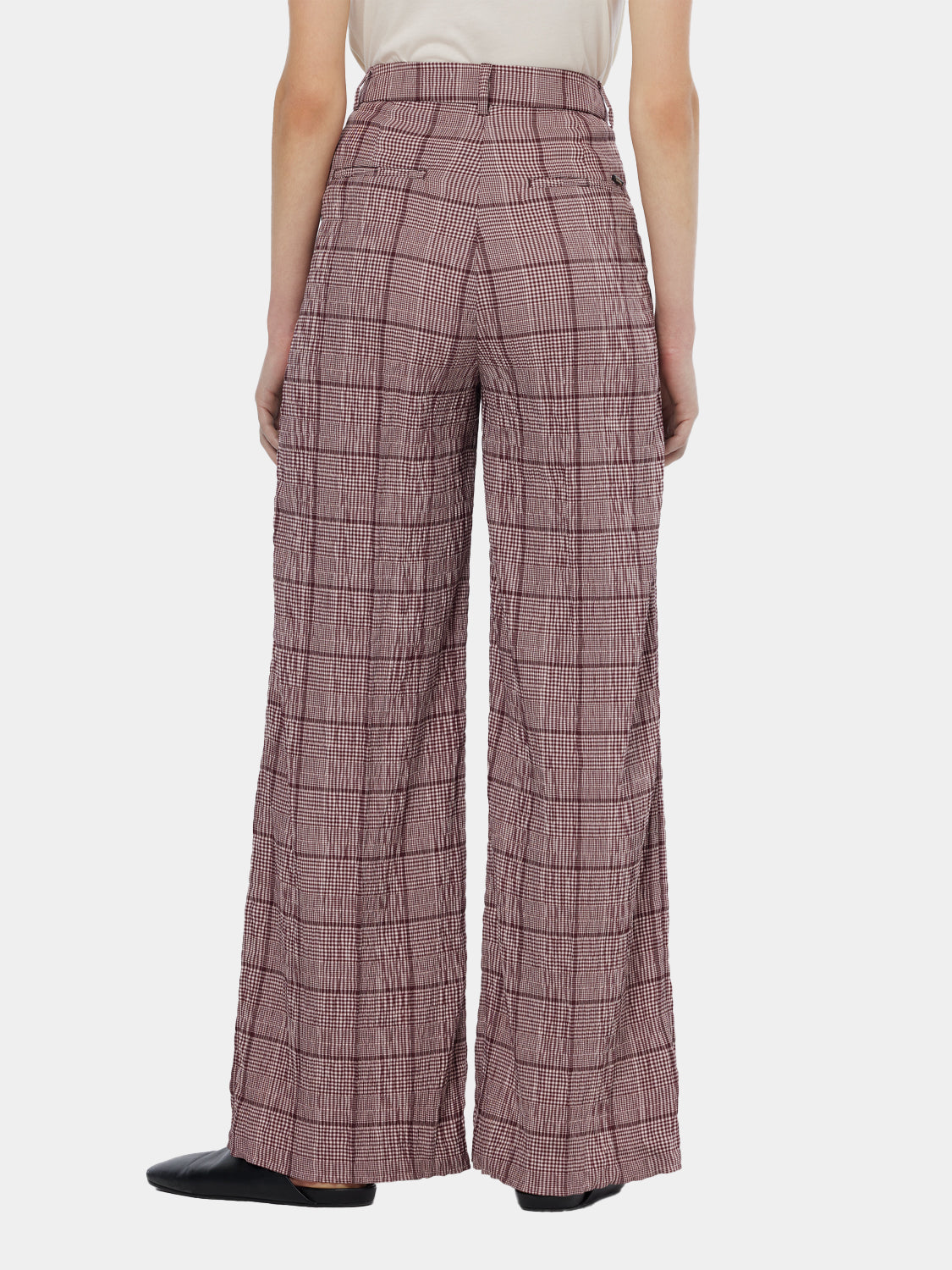 Rose wide-fit pants by Scotch & Soda, showing back view with relaxed fit and stylish design on model.