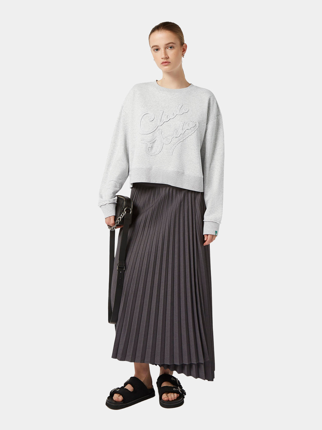 Applique artwork sweatshirt