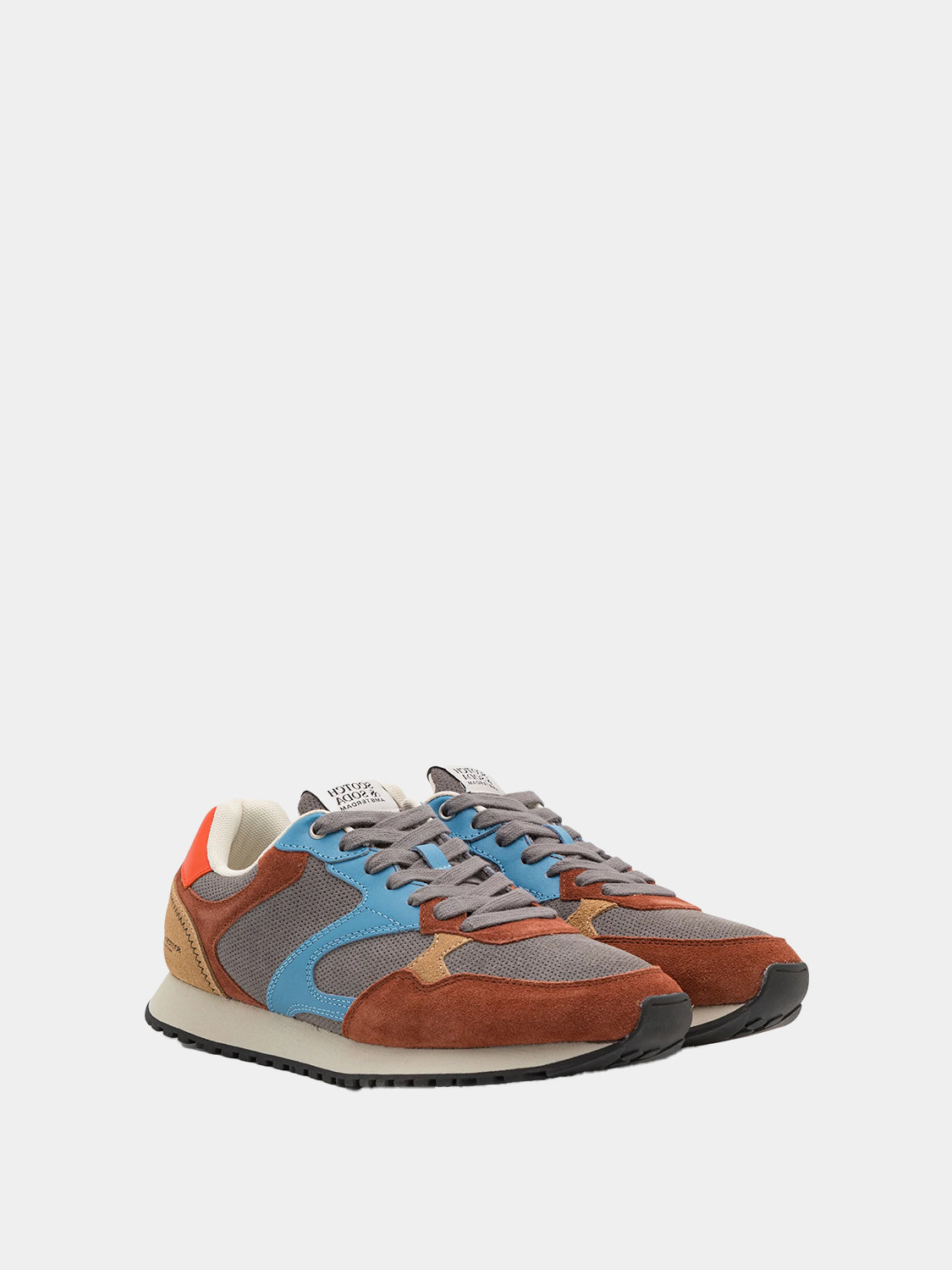 Cleave sneakers