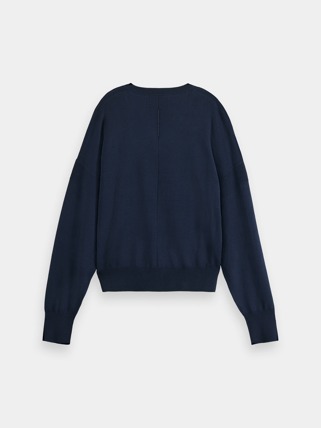 V-neck relaxed fit pullover
