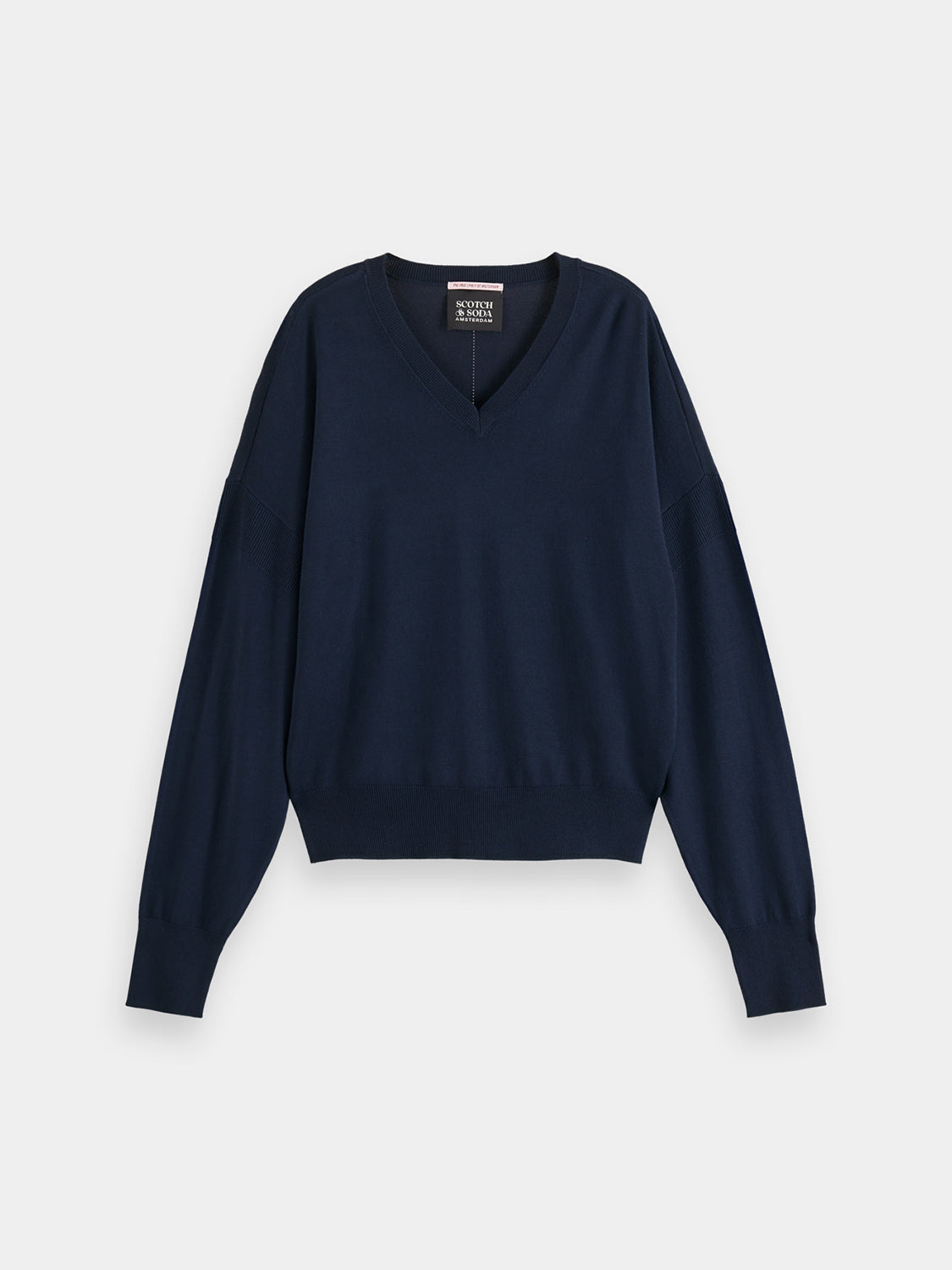 V-neck relaxed fit pullover