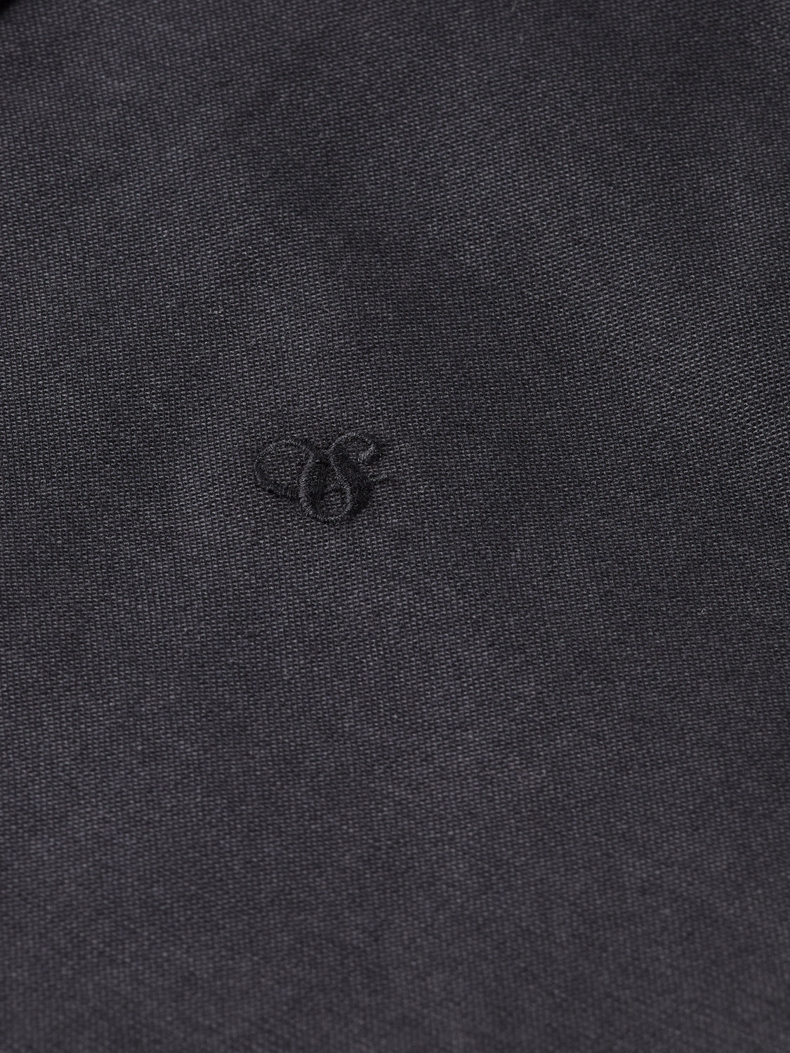 Long sleeve Scotch & Soda Oxford shirt in classic blue fabric, featuring a button-down collar and chest pocket.