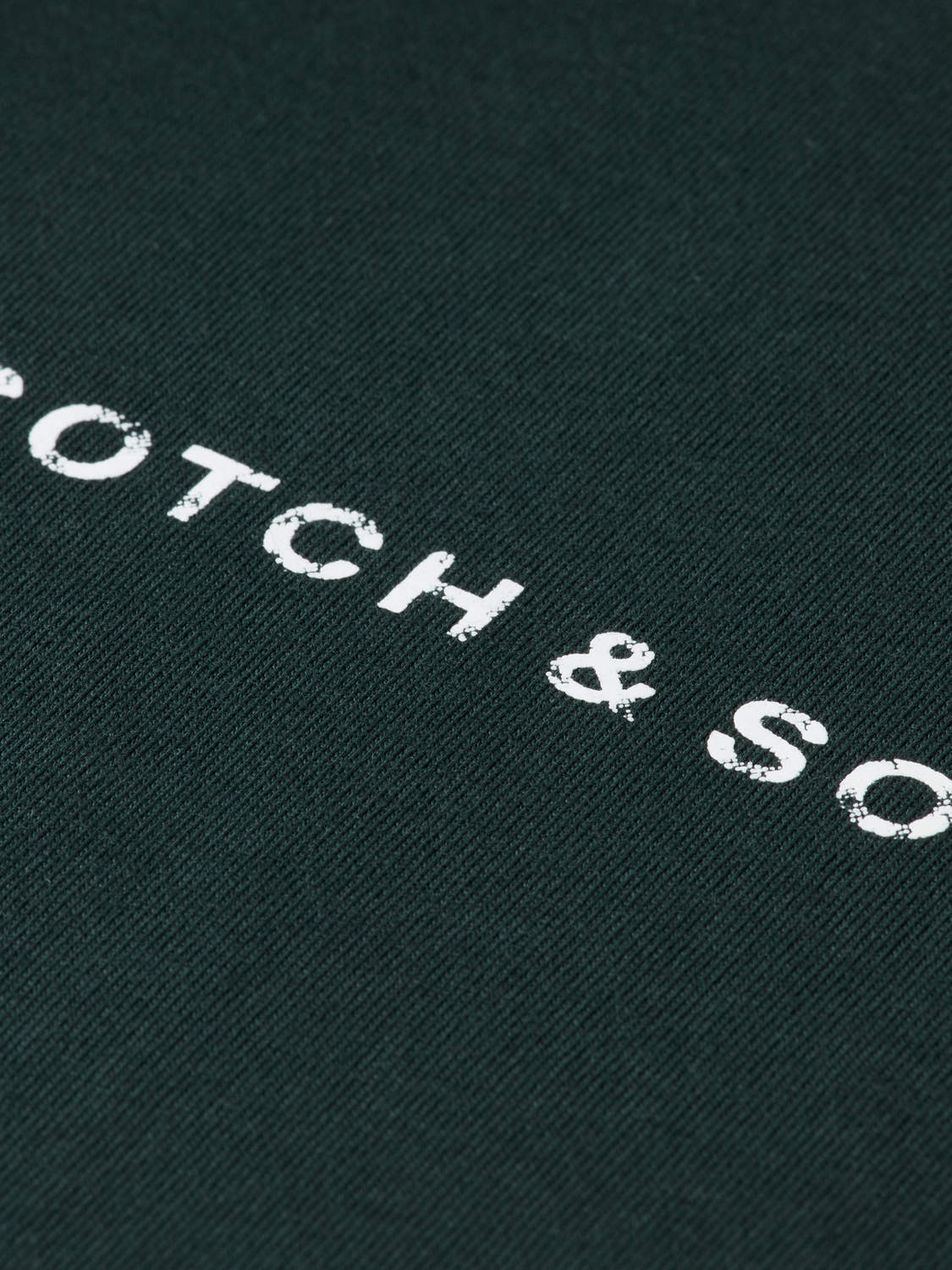White short-sleeve Scotch & Soda logo t-shirt with a graphic logo on the front, casual and stylish for everyday wear.