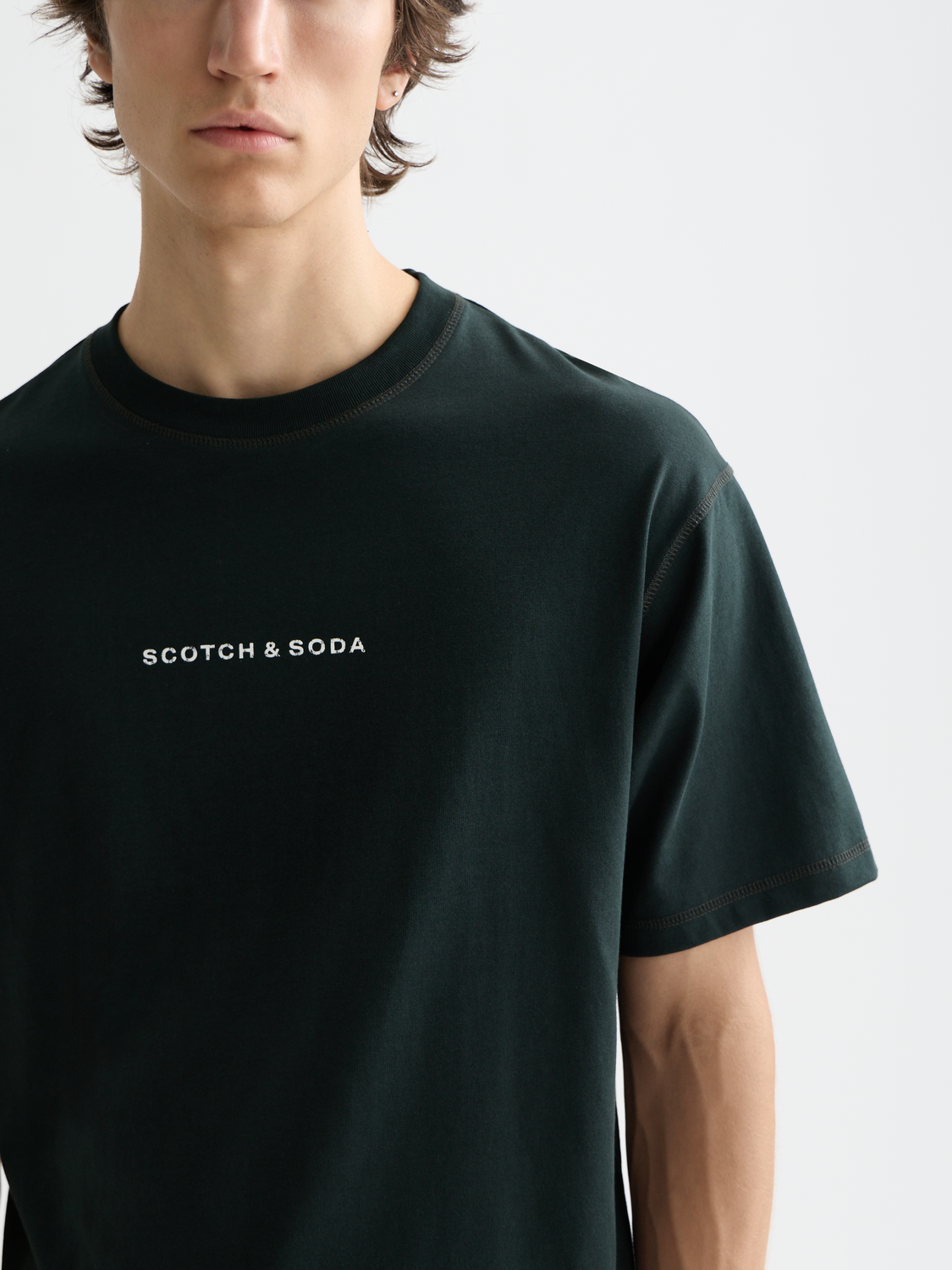 Scotch & Soda logo t-shirt, short-sleeve tee with graphic logo design, casual men's clothing, front view
