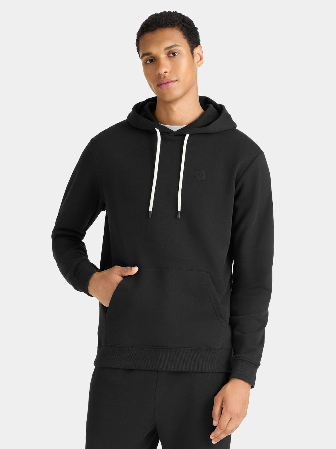 Black Scotch & Soda logo hoodie made of soft sweat fabric with a front graphic, casual and stylish for everyday wear.